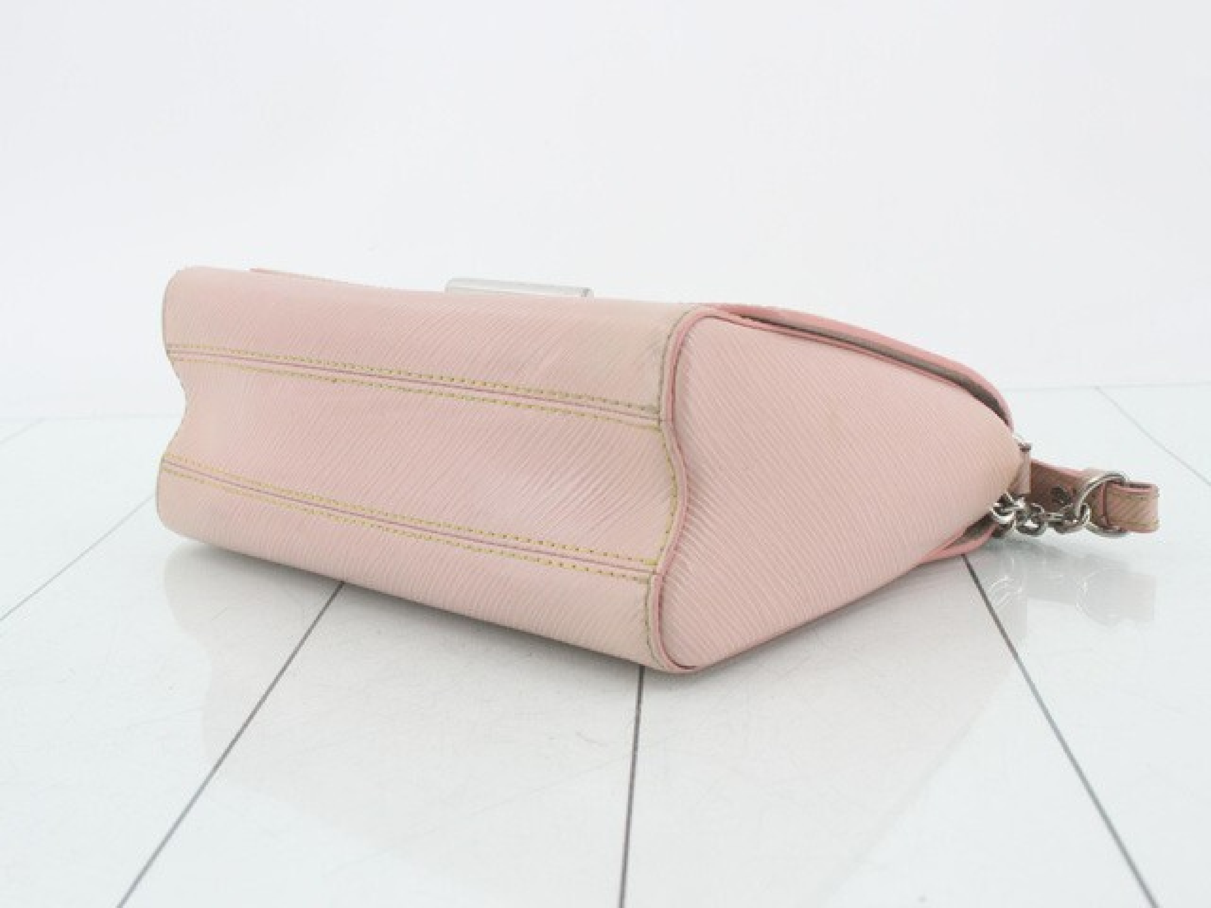 Epi Twist FL0146 Shoulder Bag — view 4