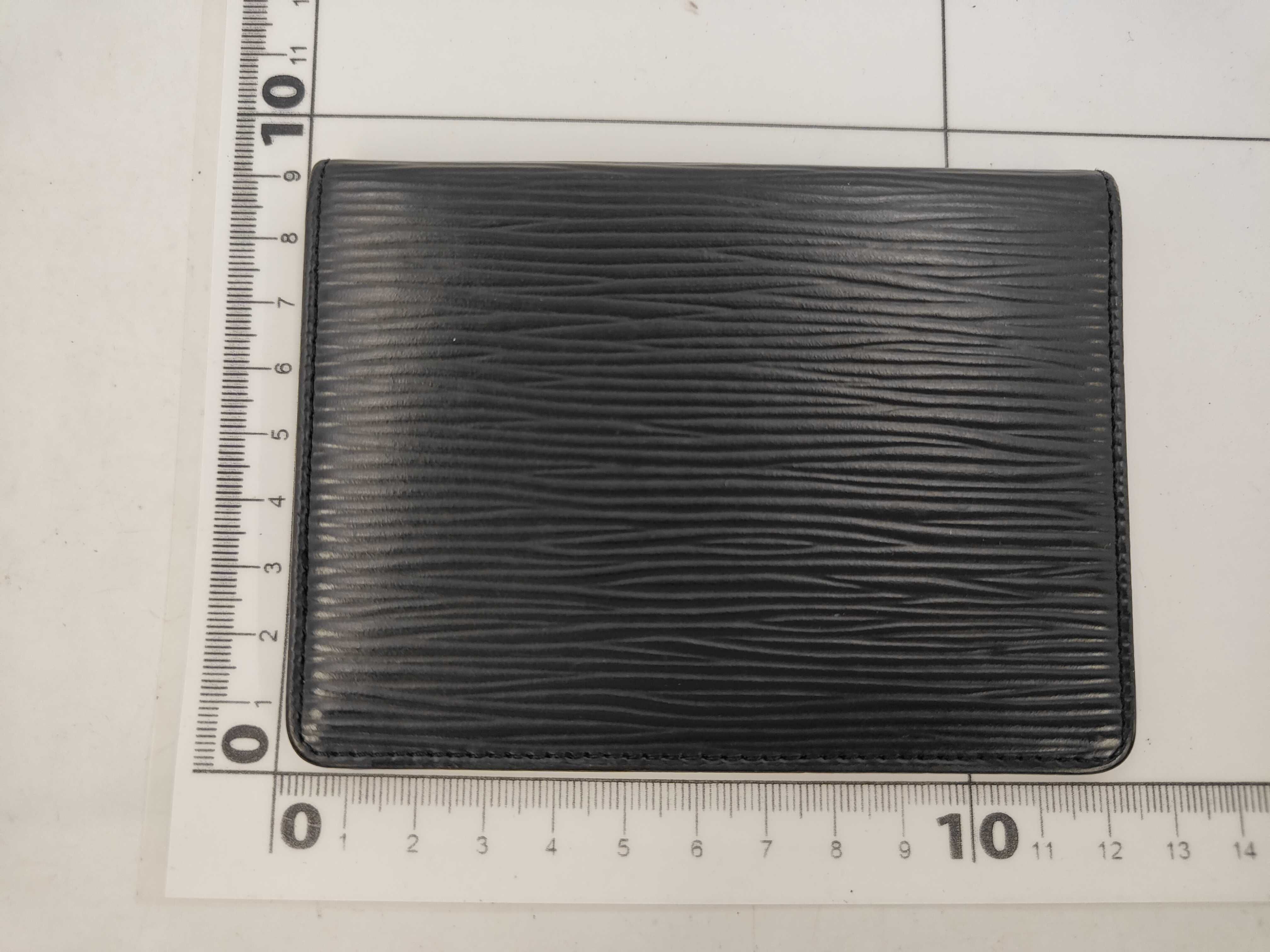 Epi Leather Card Case — view 2