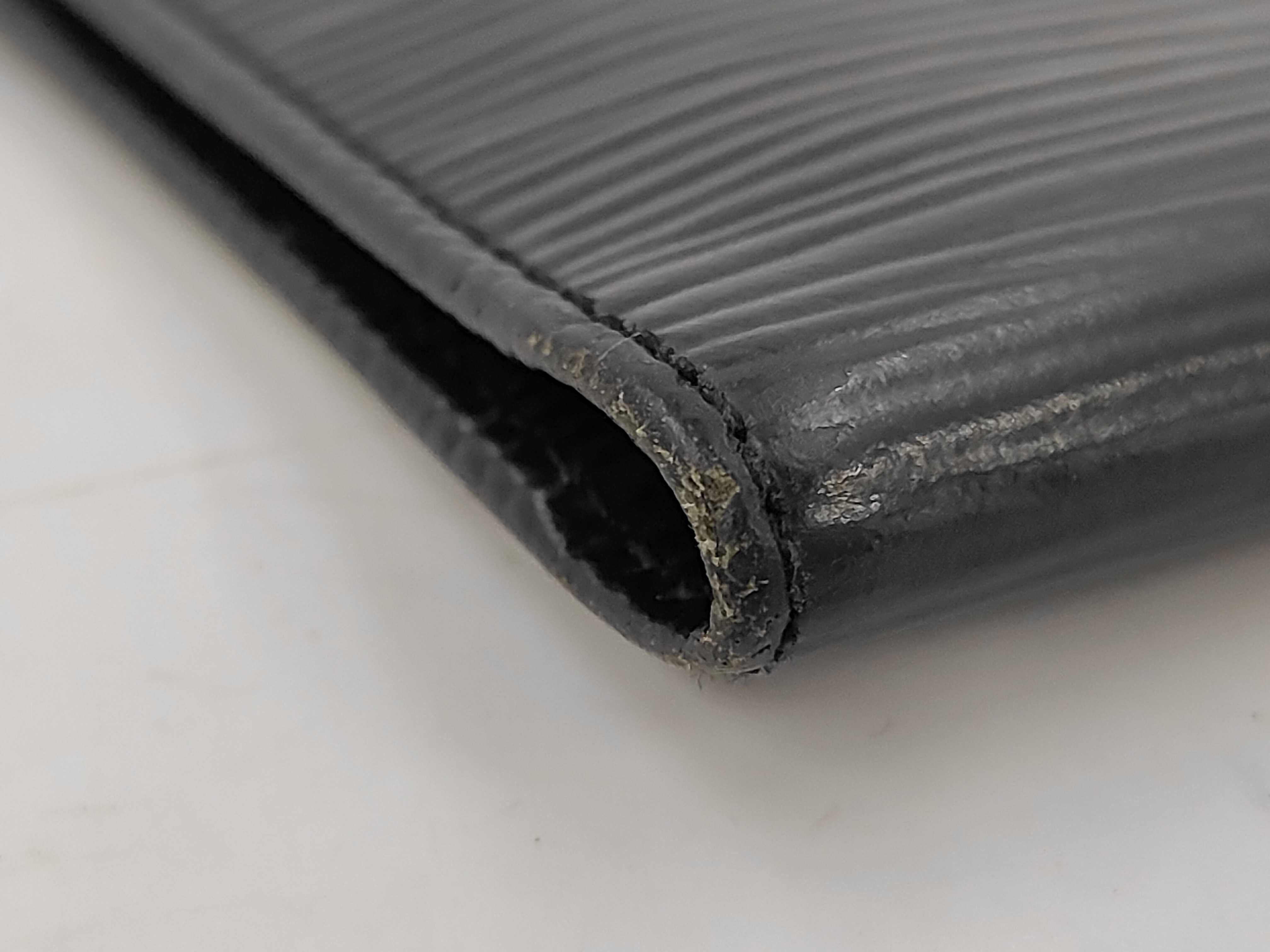 Epi Leather Card Case — view 3
