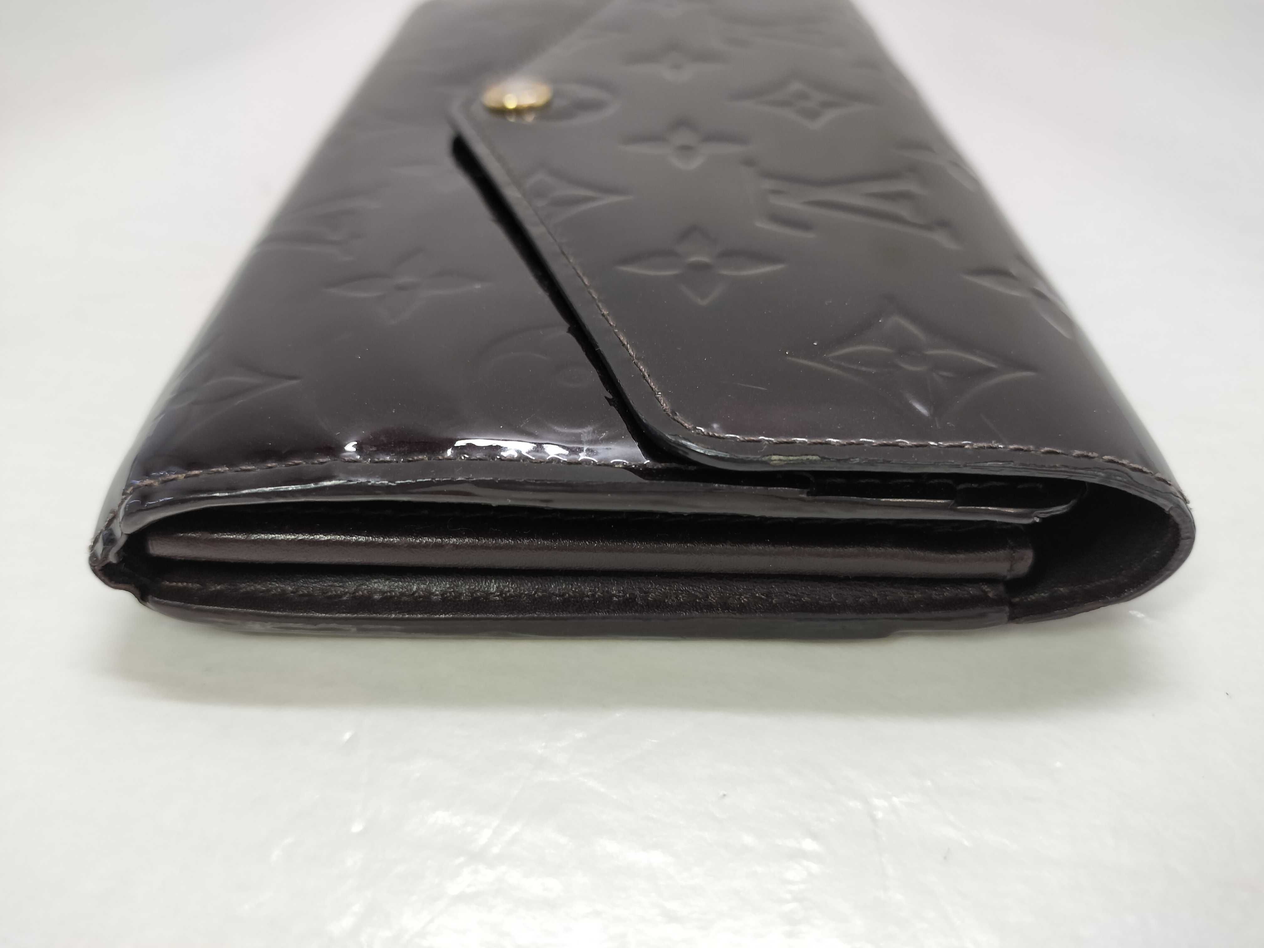 Vernis Louis Vuitton Wallet — view 5