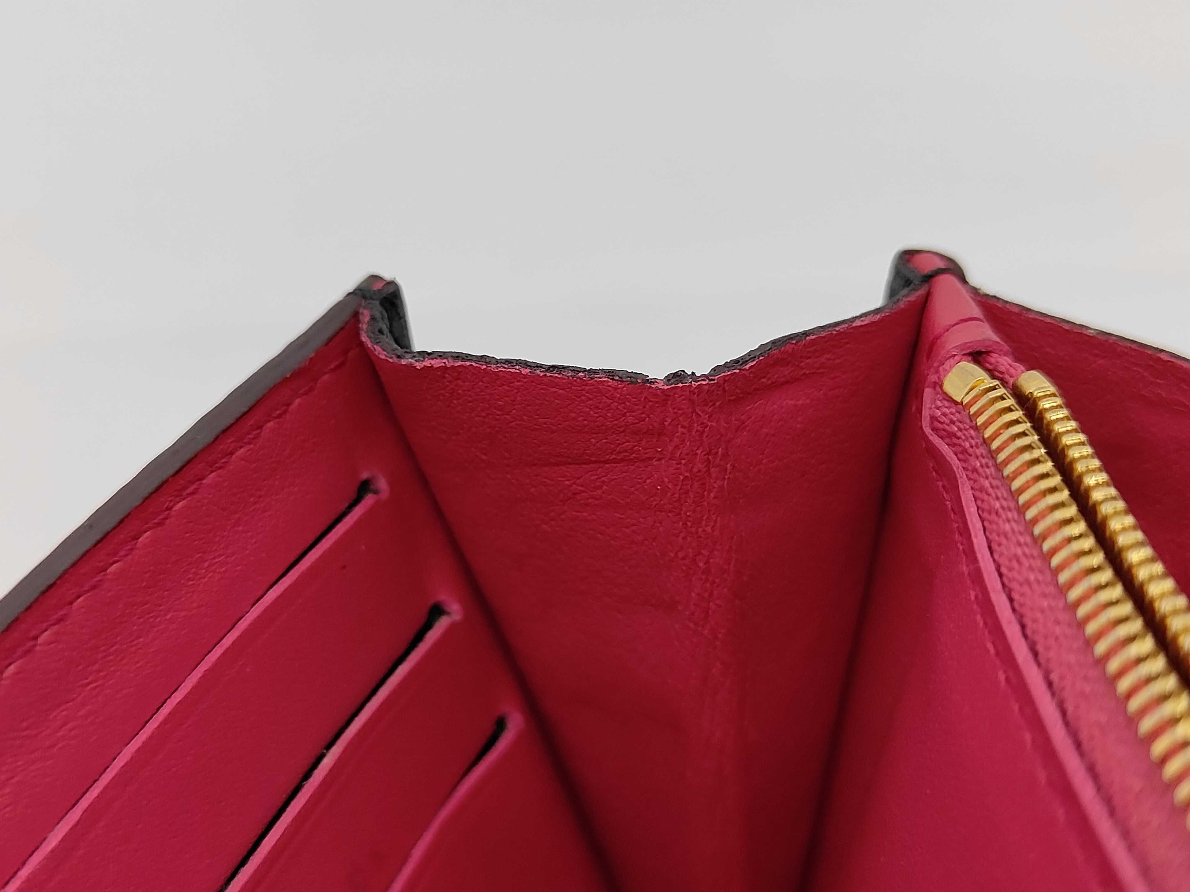 M61248 Taurillon Leather Portefeuille Capucines Noir Wallet — view 10
