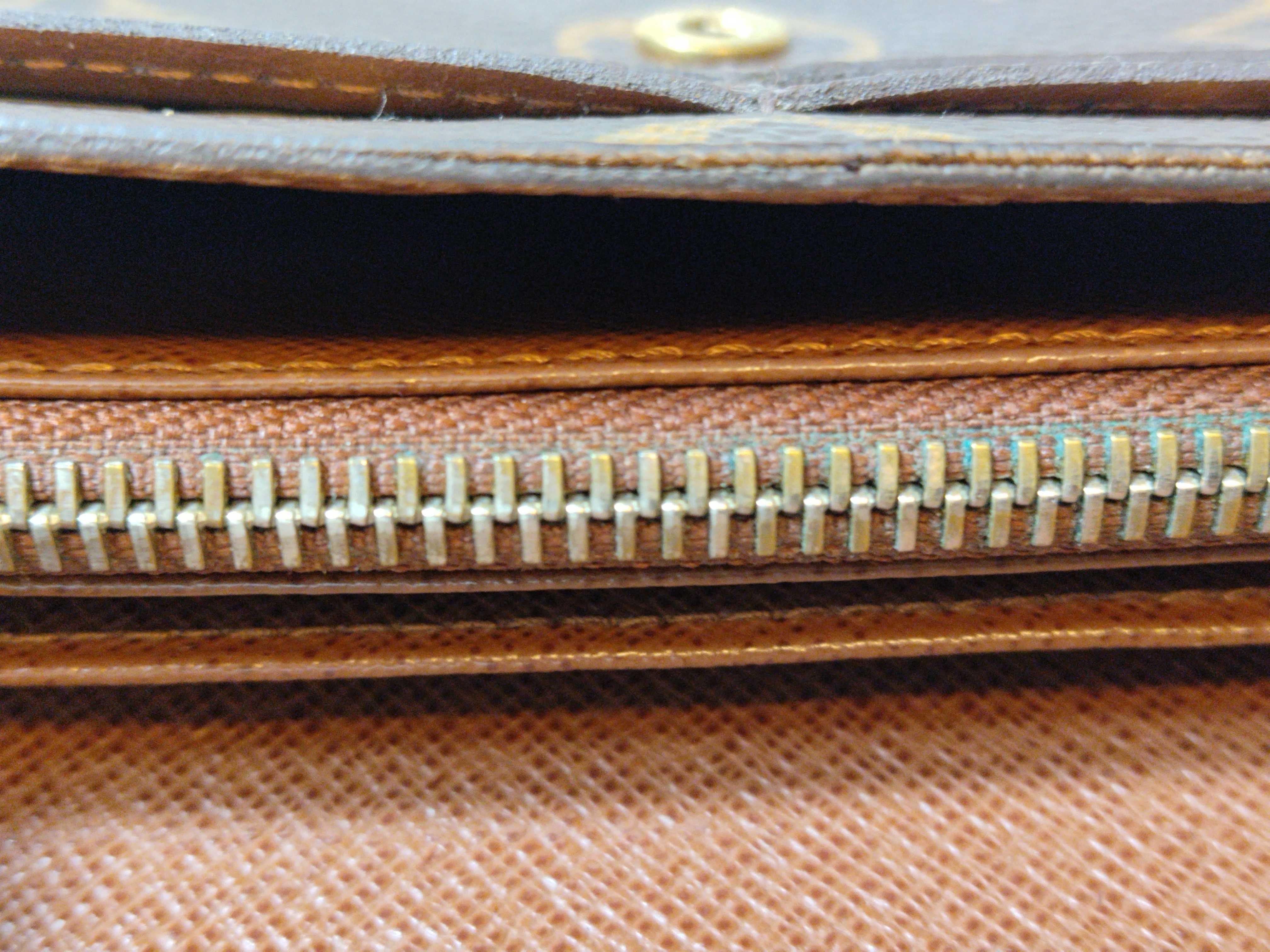 Monogram Portefeuille Sarah Wallet — view 9