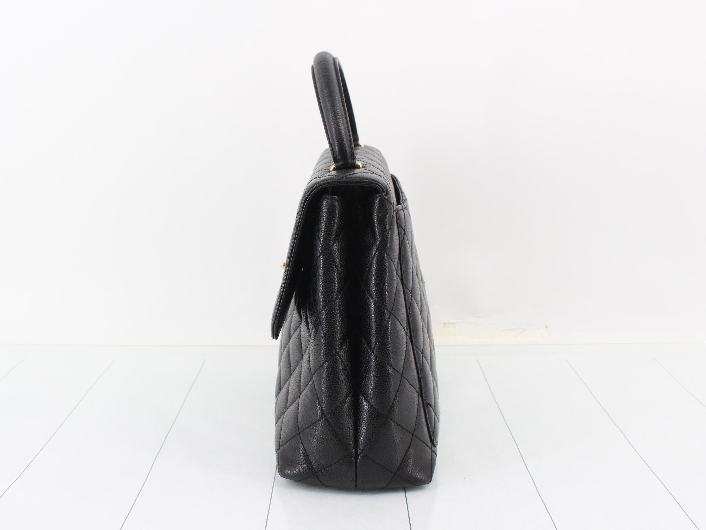 Matelassé trapezoid handbag, caviar leather, black — view 3