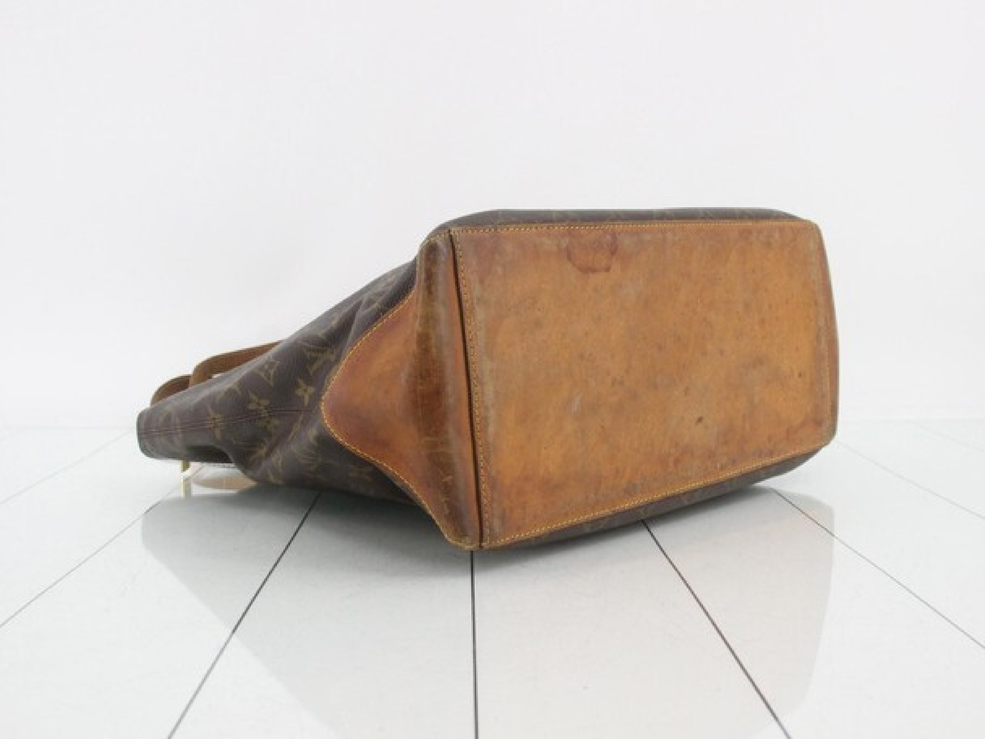 Cabas Mezzo Tote Bag — view 3