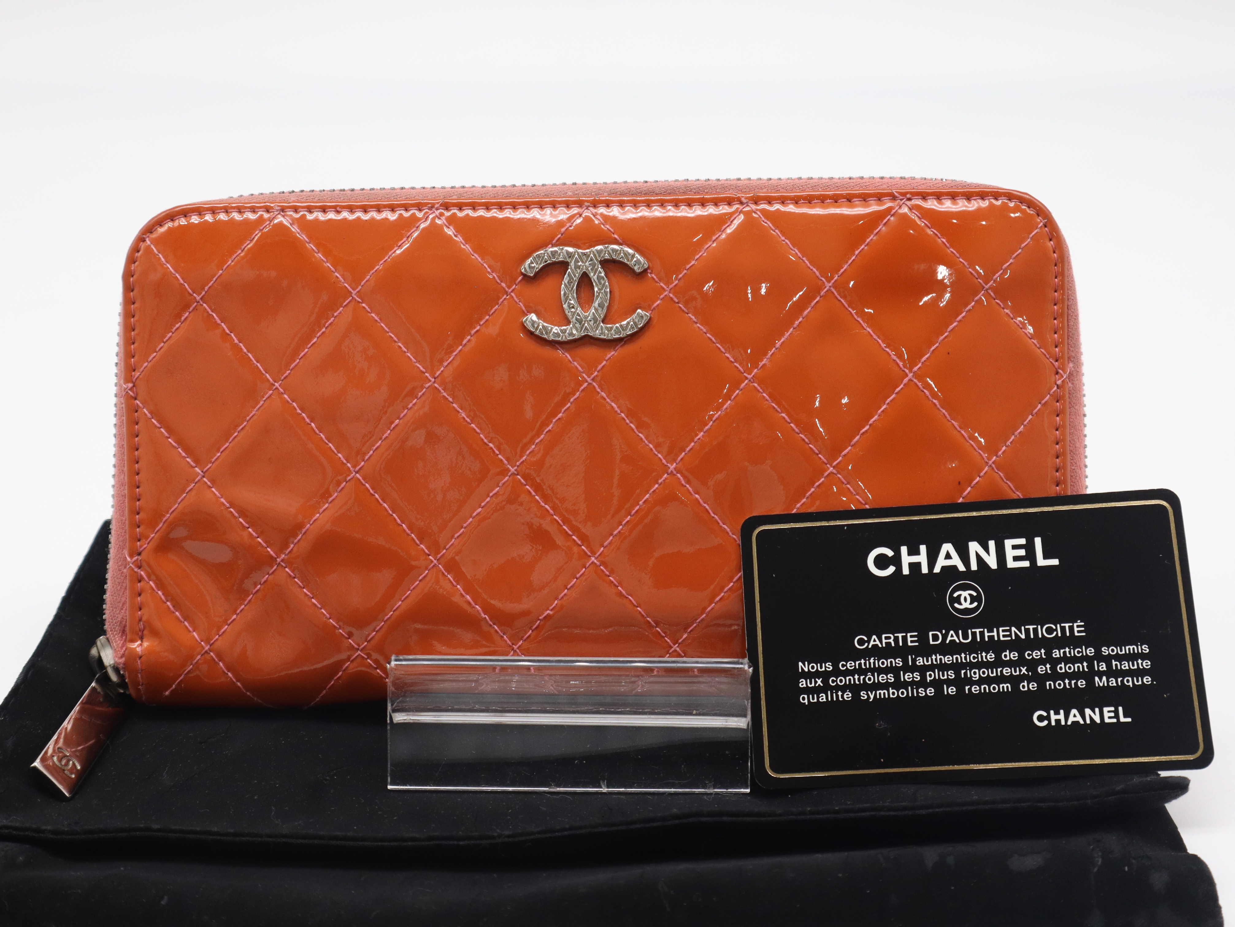 Coco Mark Brilliant Matelassé Wallet, Silver Hardware, Orange, with Dust Bag