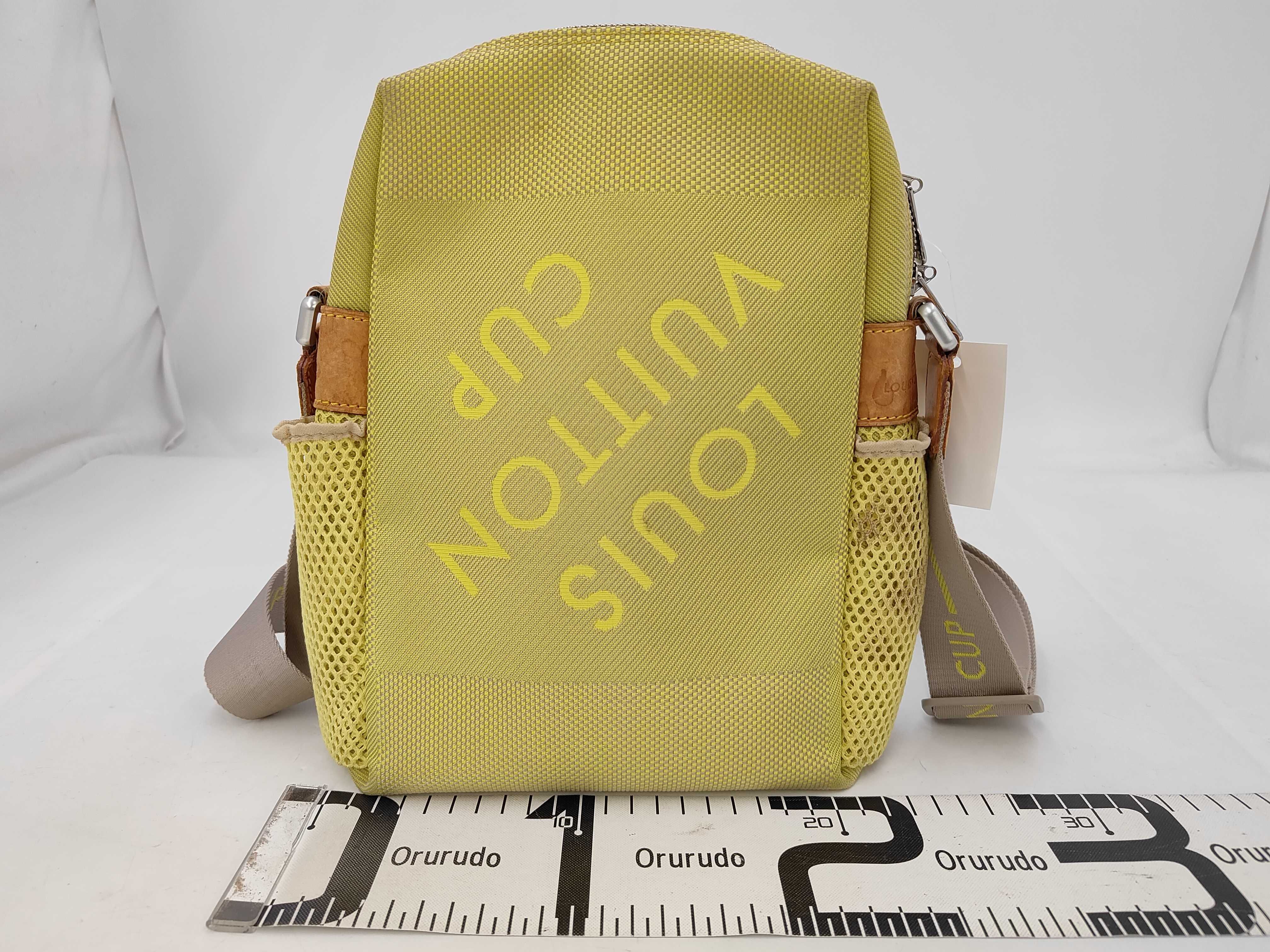 Damier Geant Weatherly Shoulder Bag — view 2