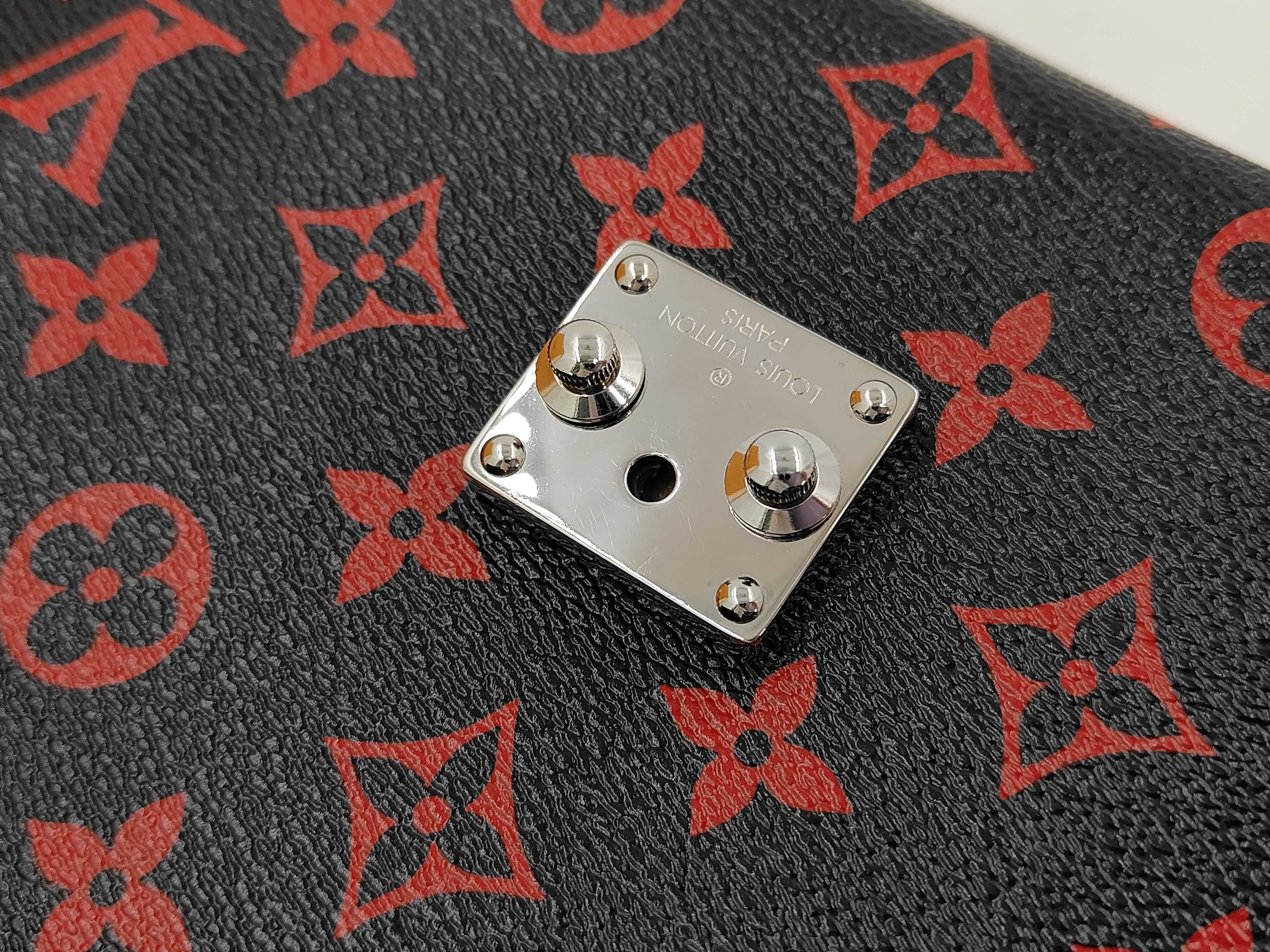 Monogram Infrarouge Pochette Métis Shoulder Bag — view 14