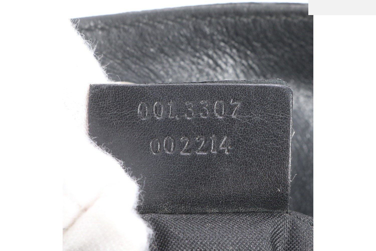GG Suede 001-3307 Leather Shoulder Bag (Crossbody) — view 9