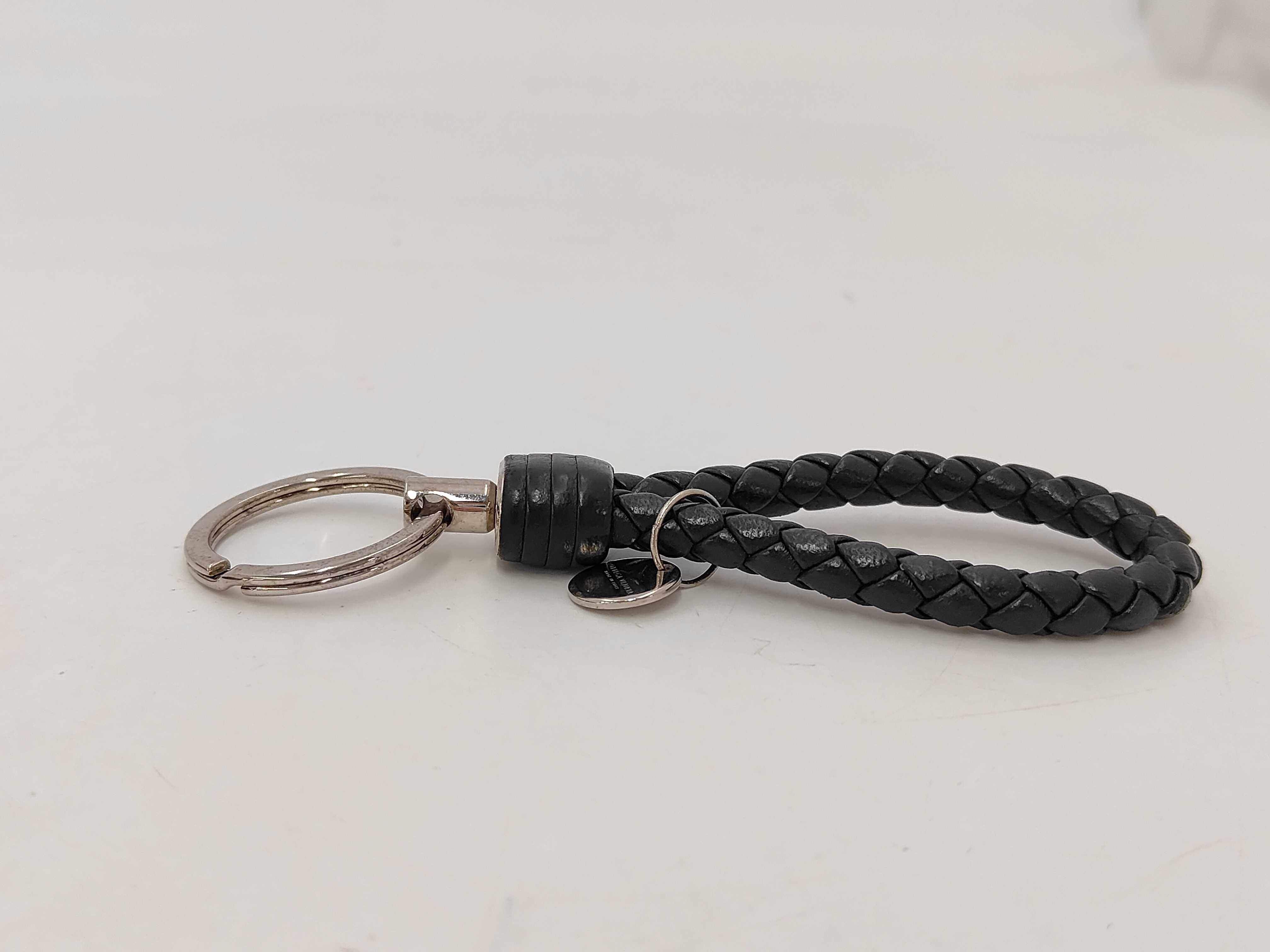 Intrecciato Black x Silver Keyring Key Case — view 3
