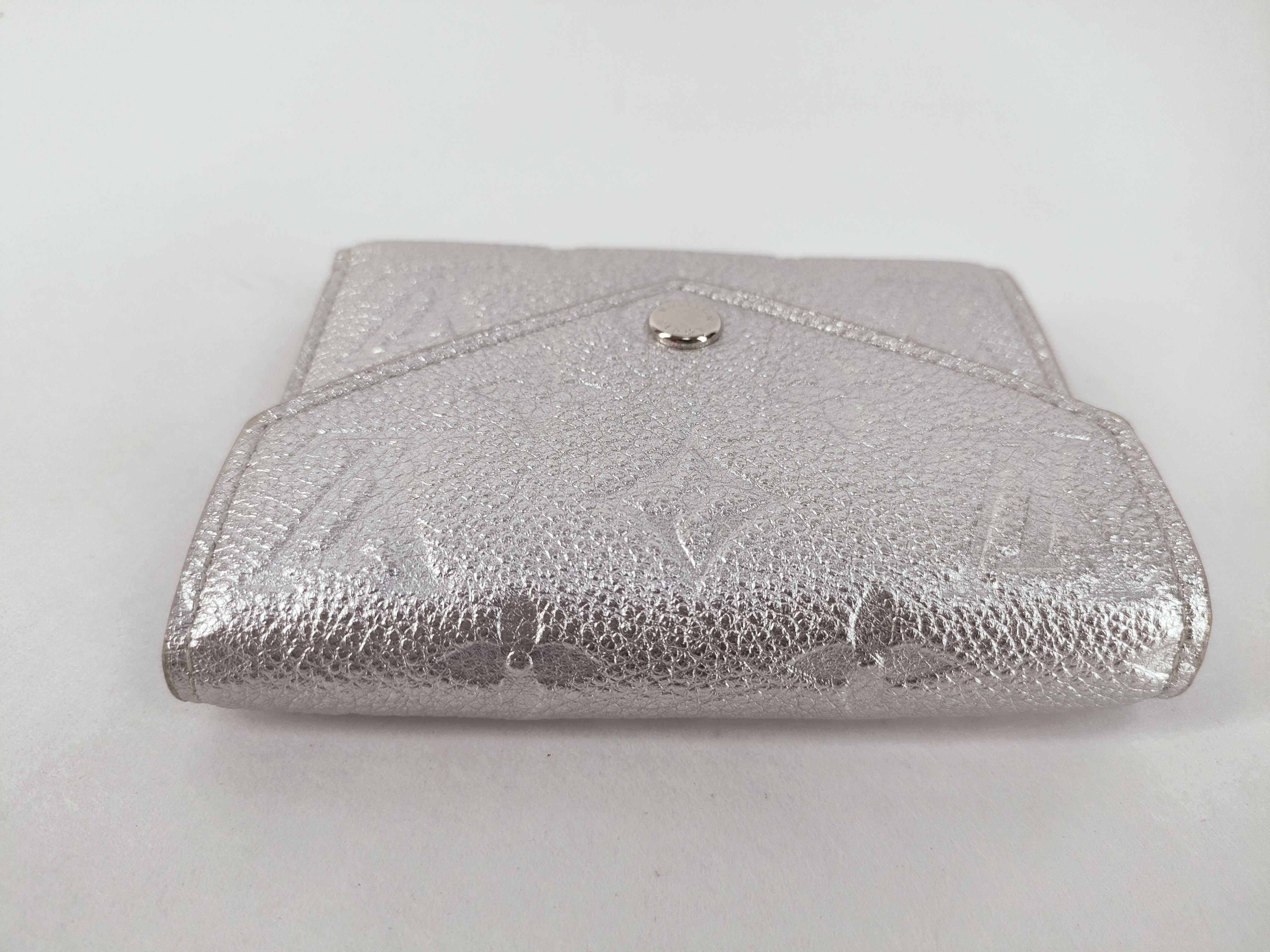 Monogram Empreinte M26896 Portefeuille Victorine Empreinte Silver Wallet — view 7