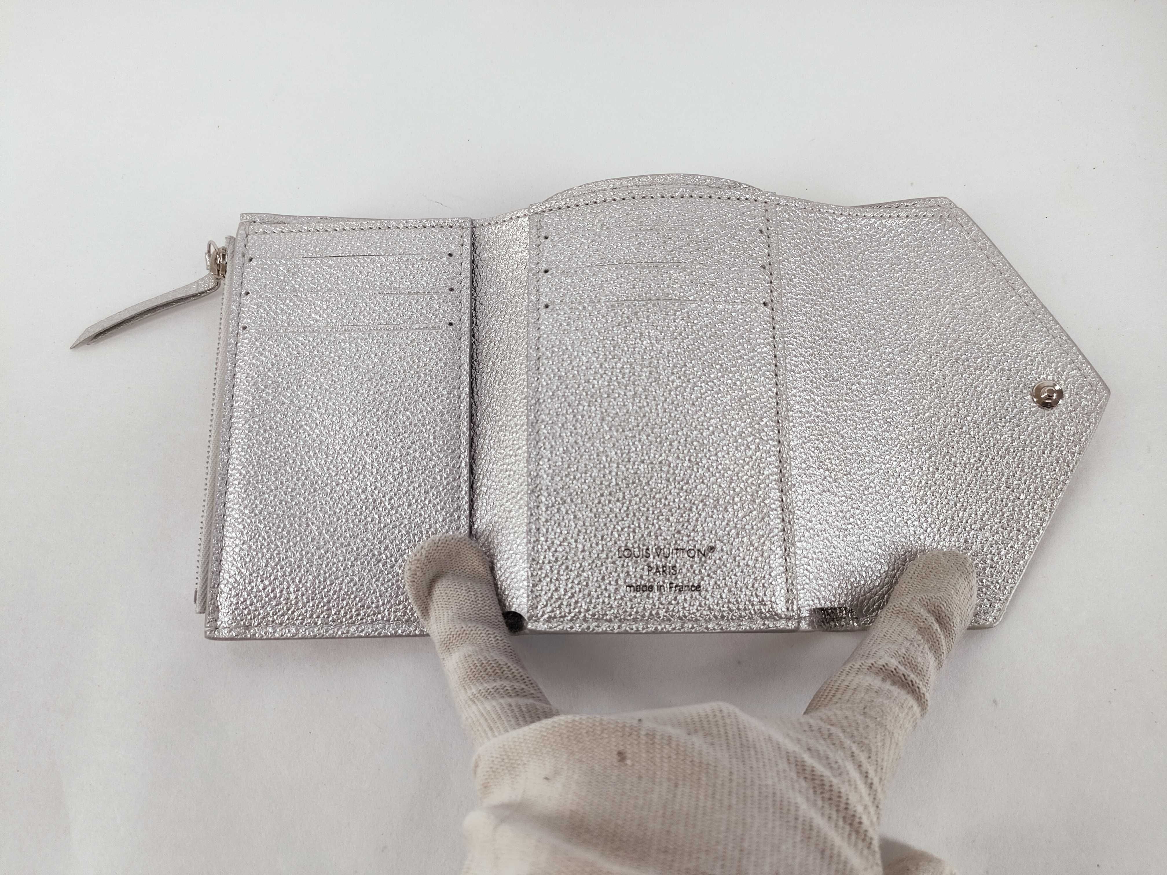 Monogram Empreinte M26896 Portefeuille Victorine Empreinte Silver Wallet — view 10