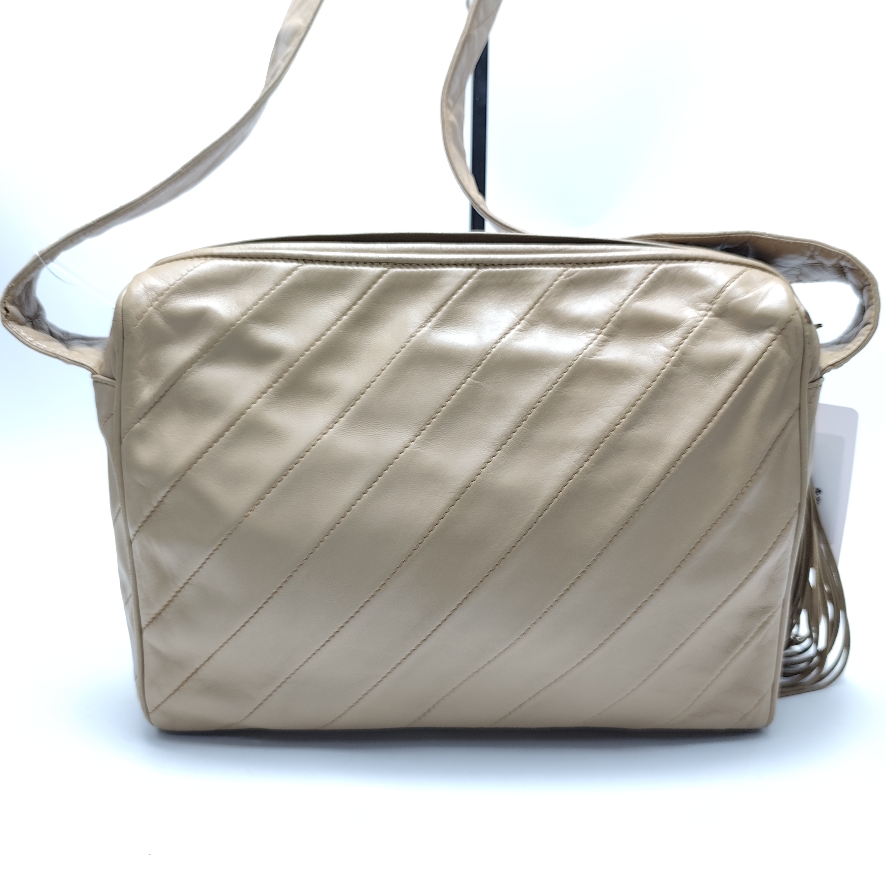 【*Shipped from China*】CHANEL Lambskin Shoulder Bag 3488522 — view 2