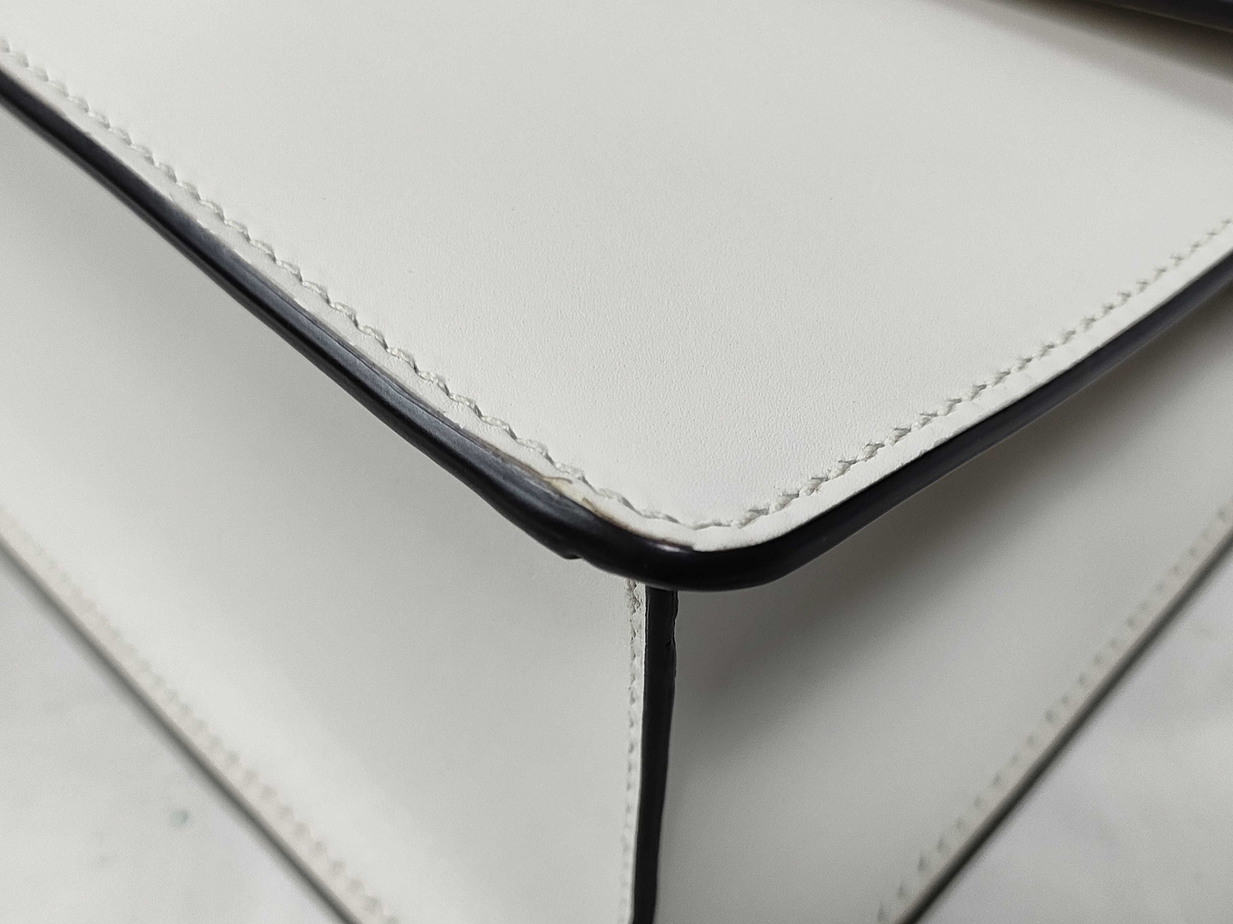 Sherry Line Sylvie Shoulder Bag — view 7