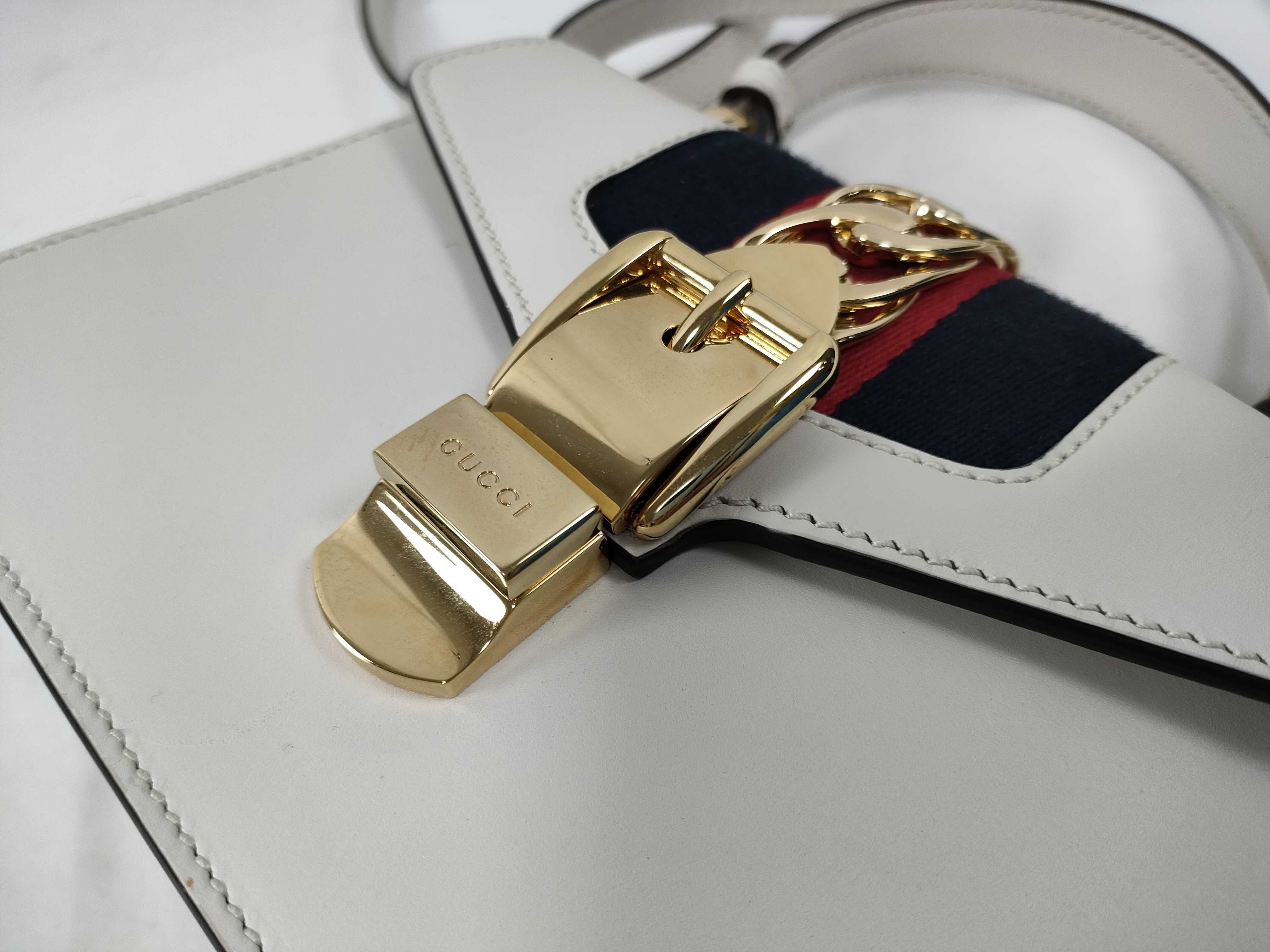 Sherry Line Sylvie Shoulder Bag — view 8