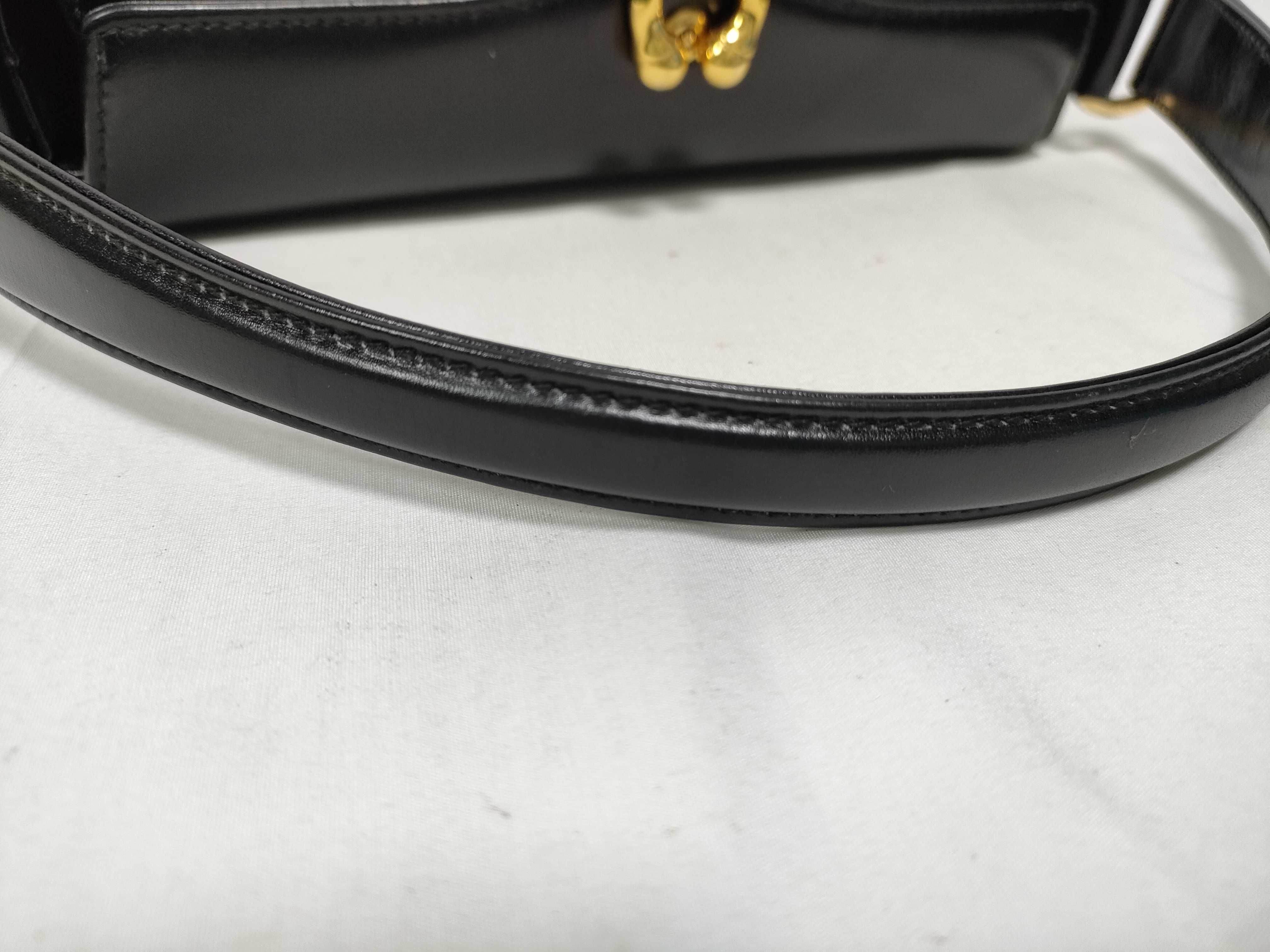 Calfskin Black with Gold Hardware Closure One-Shoulder Bag (000.2026.0269) — view 7