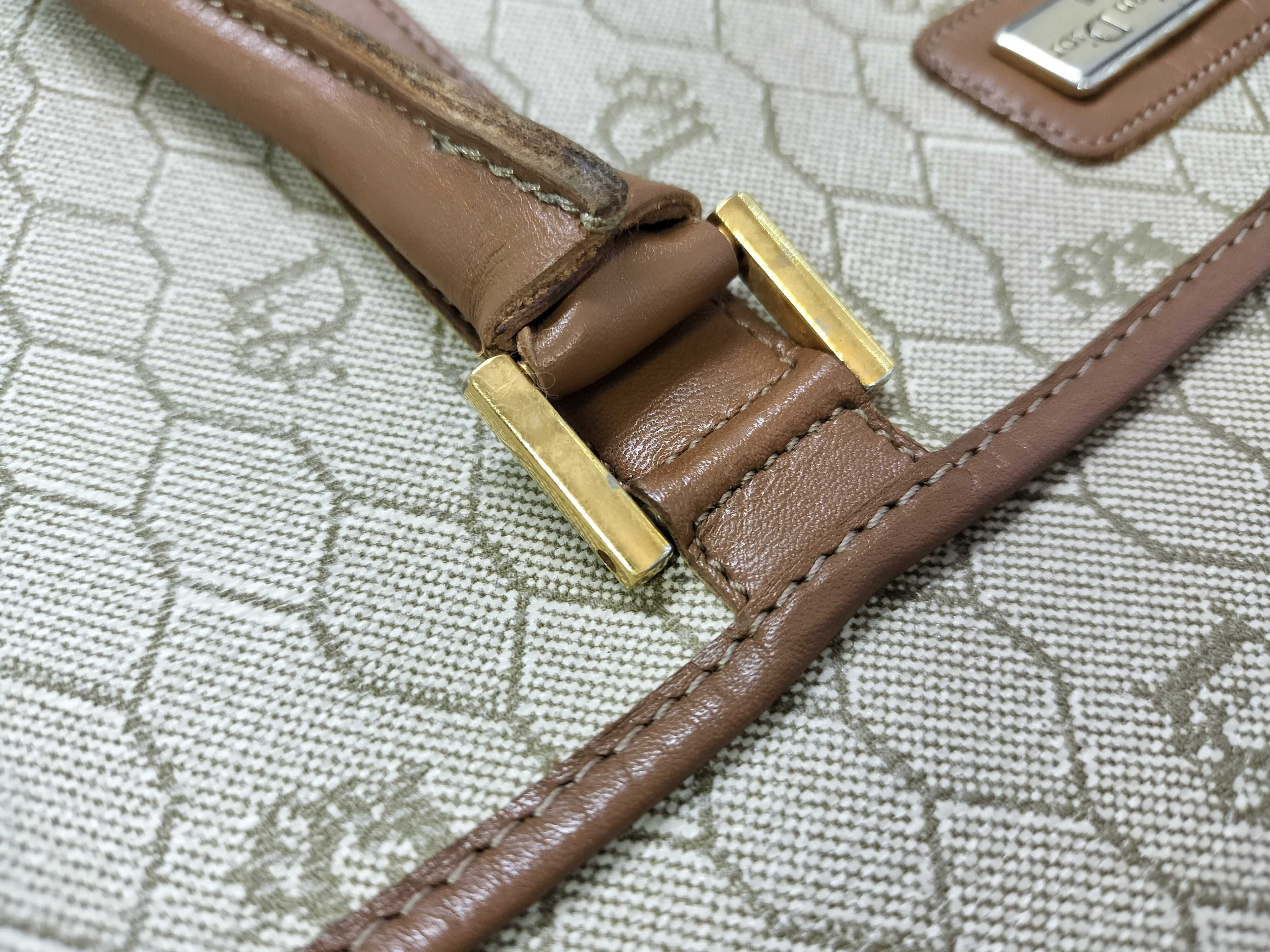 Christian / Honeycomb / Handbag / PVC Handbag — view 5
