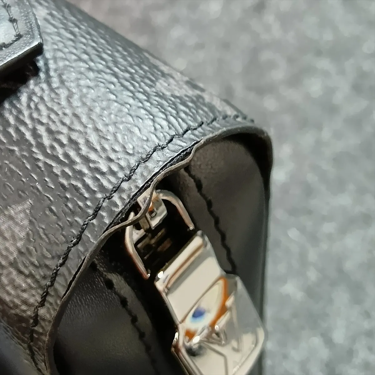 Monogram Eclipse Zippy XL M61698 Black Round Zip Wallet (RFID detected) — view 15
