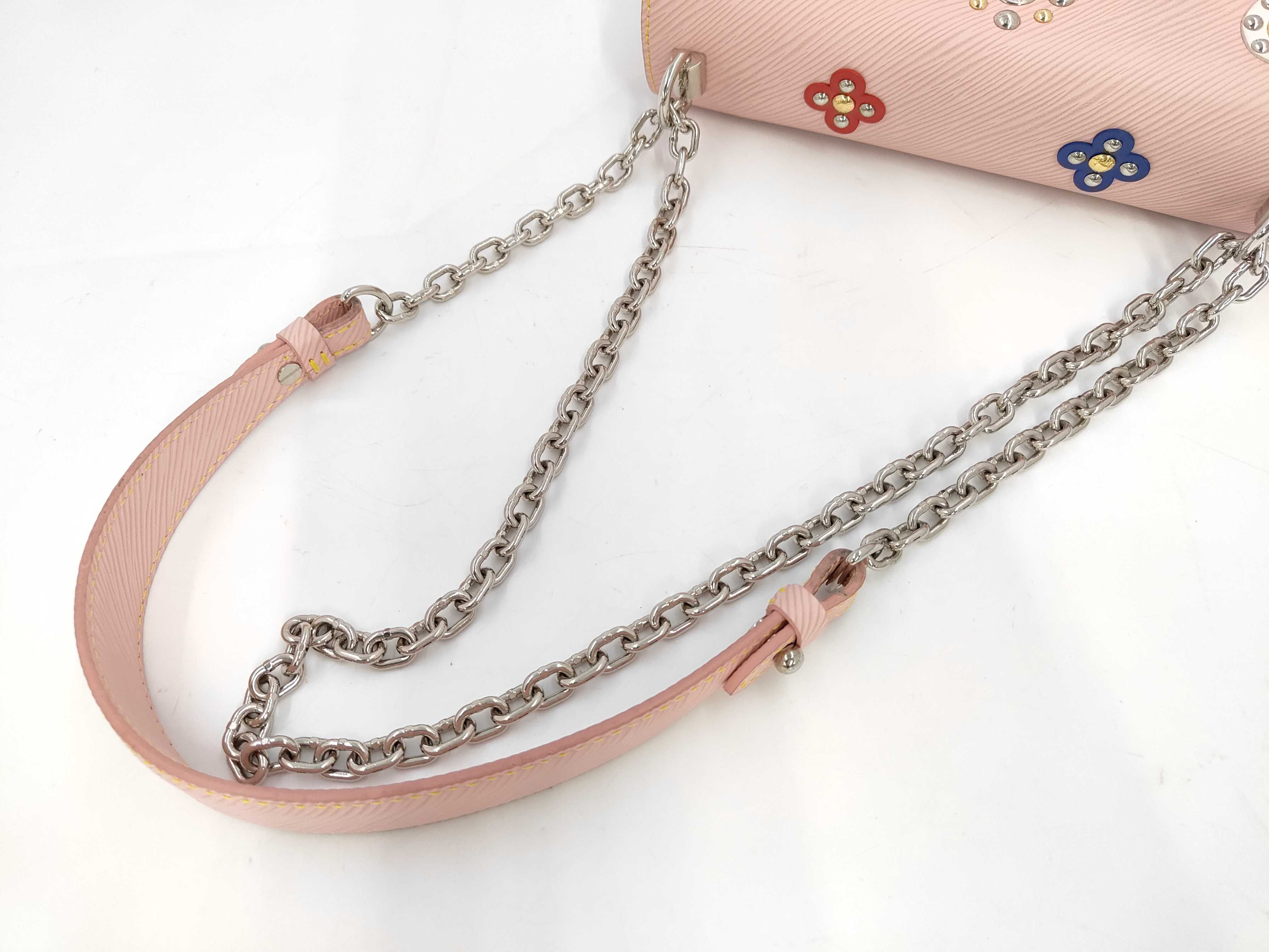 Epi 4925 Twist MM Shoulder Bag M54219 — view 4