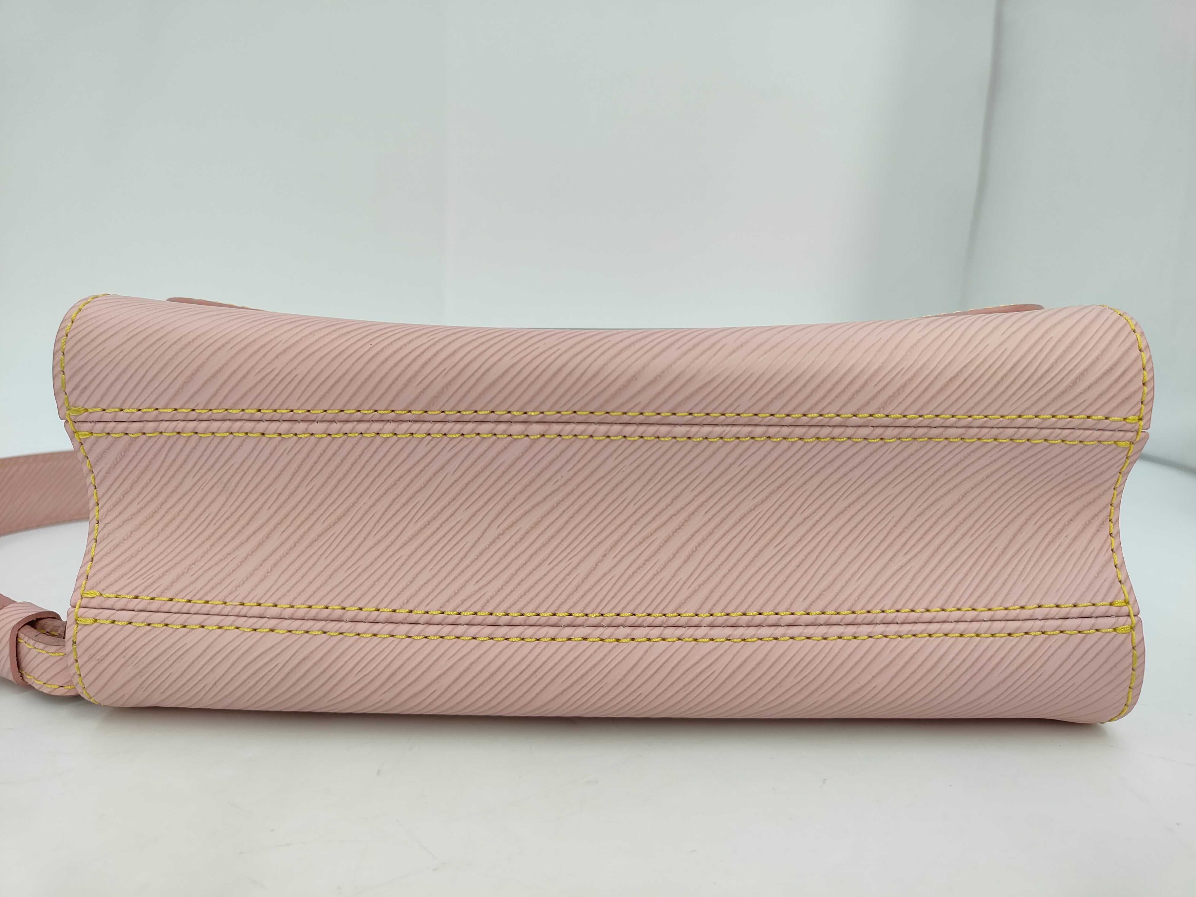 Epi 4925 Twist MM Shoulder Bag M54219 — view 8