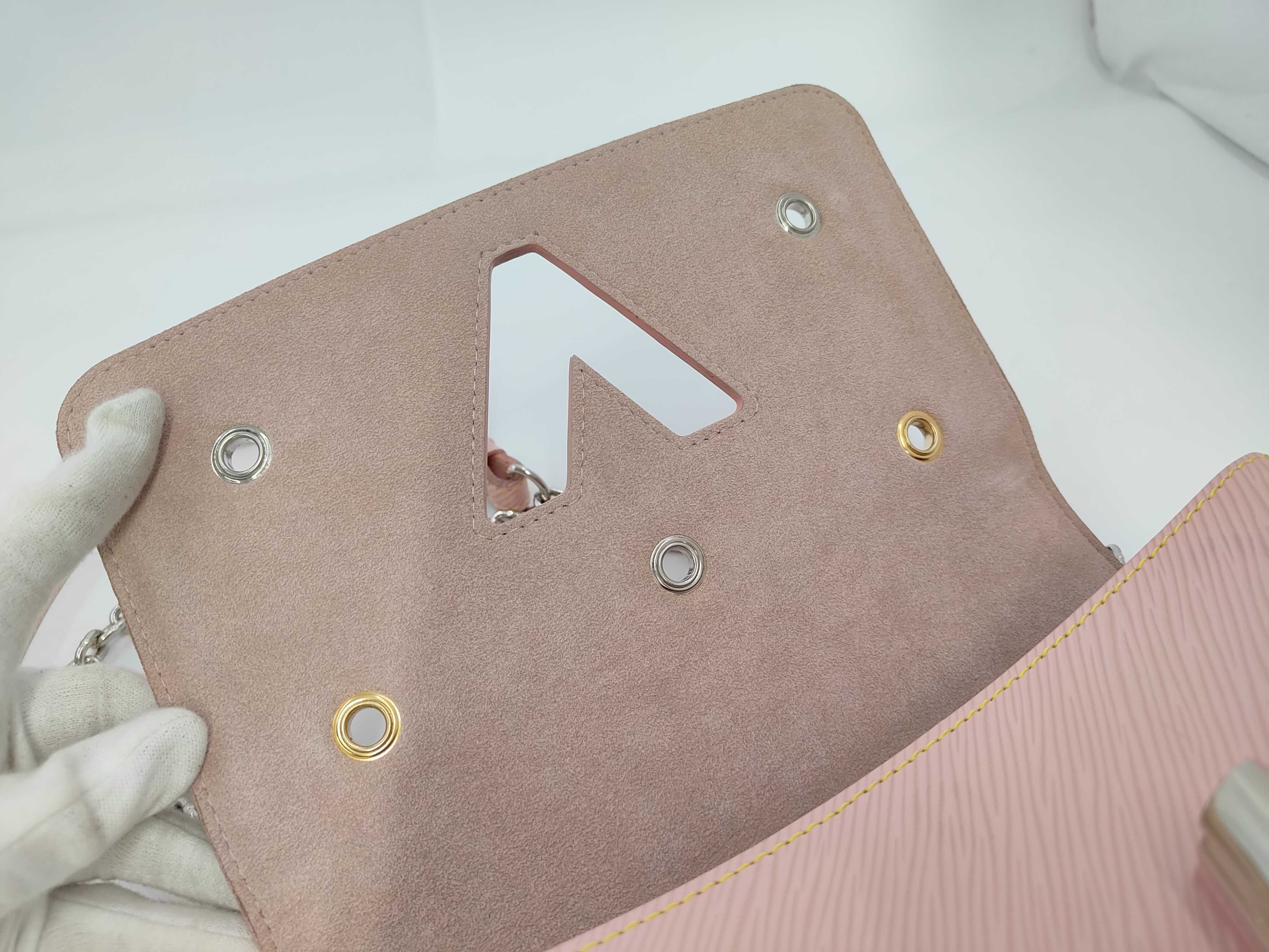 Epi 4925 Twist MM Shoulder Bag M54219 — view 9