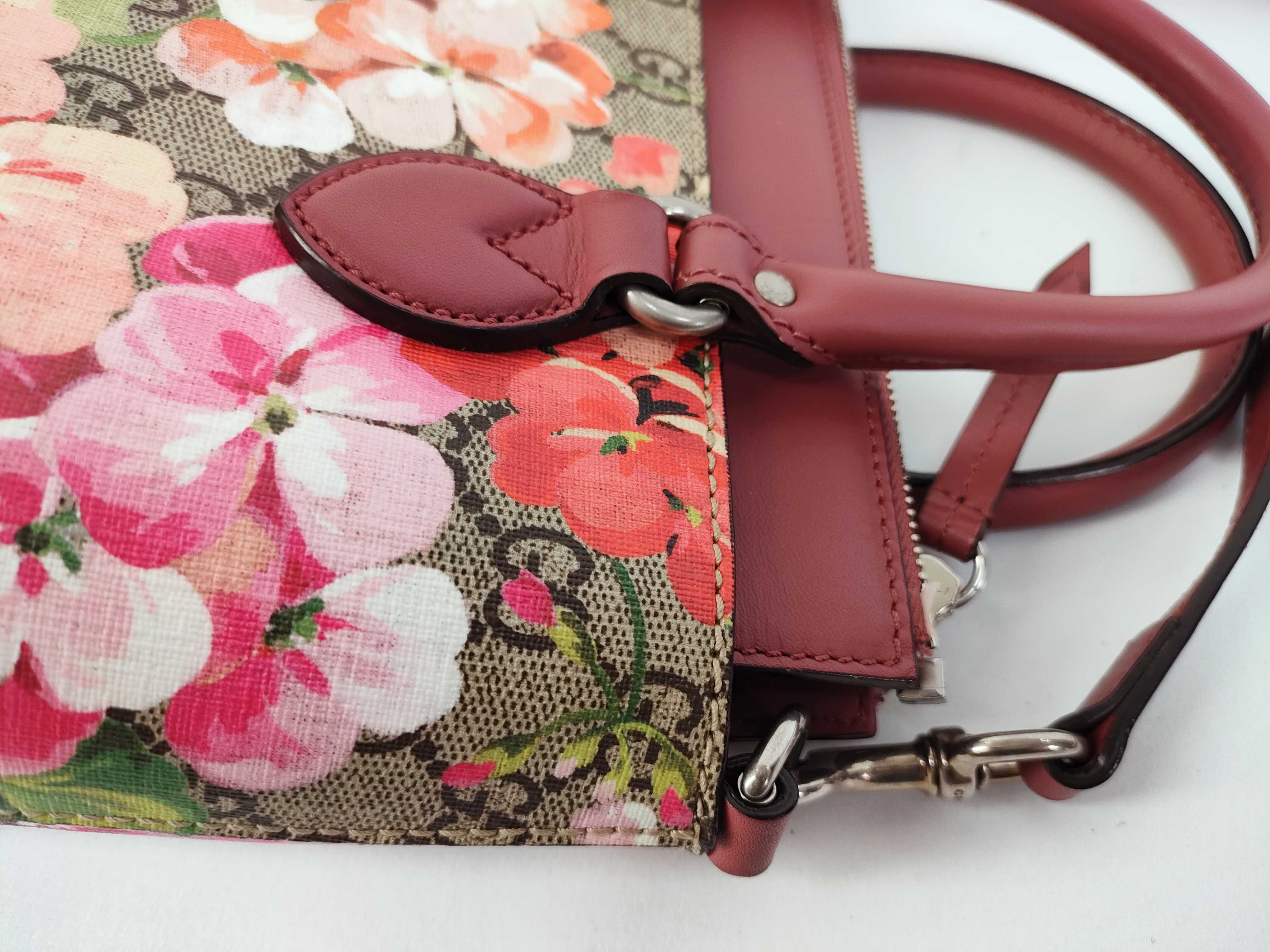 GG Canvas Gucci GG Supreme Blooms 453177 2-Way Handbag — view 6