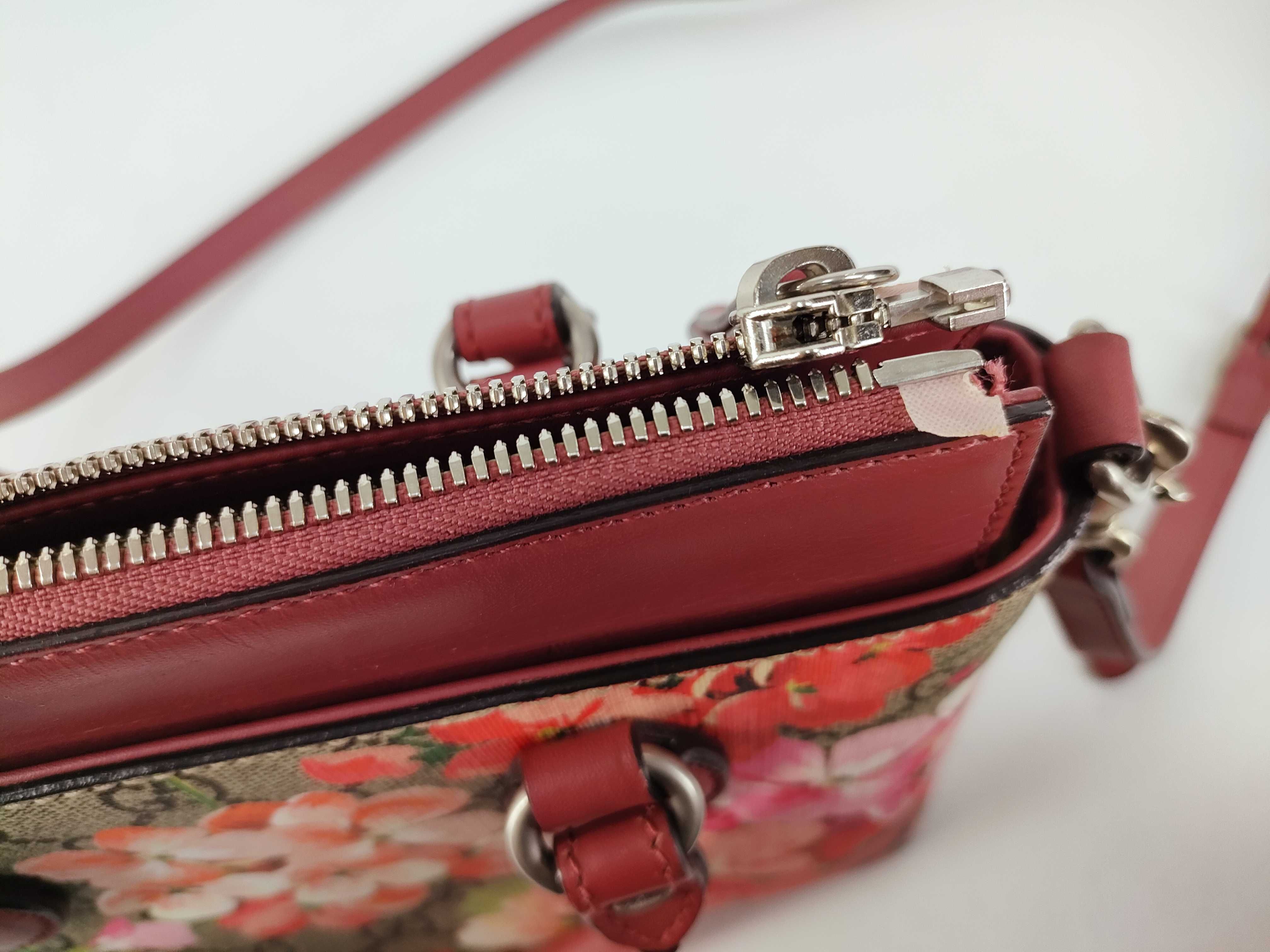 GG Canvas Gucci GG Supreme Blooms 453177 2-Way Handbag — view 9