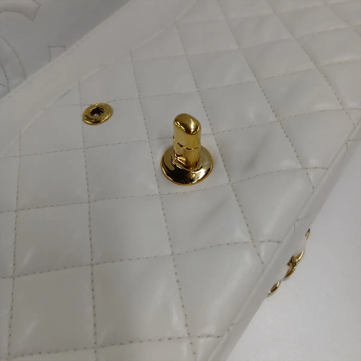 Matelassé 25 Lambskin Double Flap Double Chain Bag, White with Gold Hardware, 6292354, Series 6, A01112 — view 15