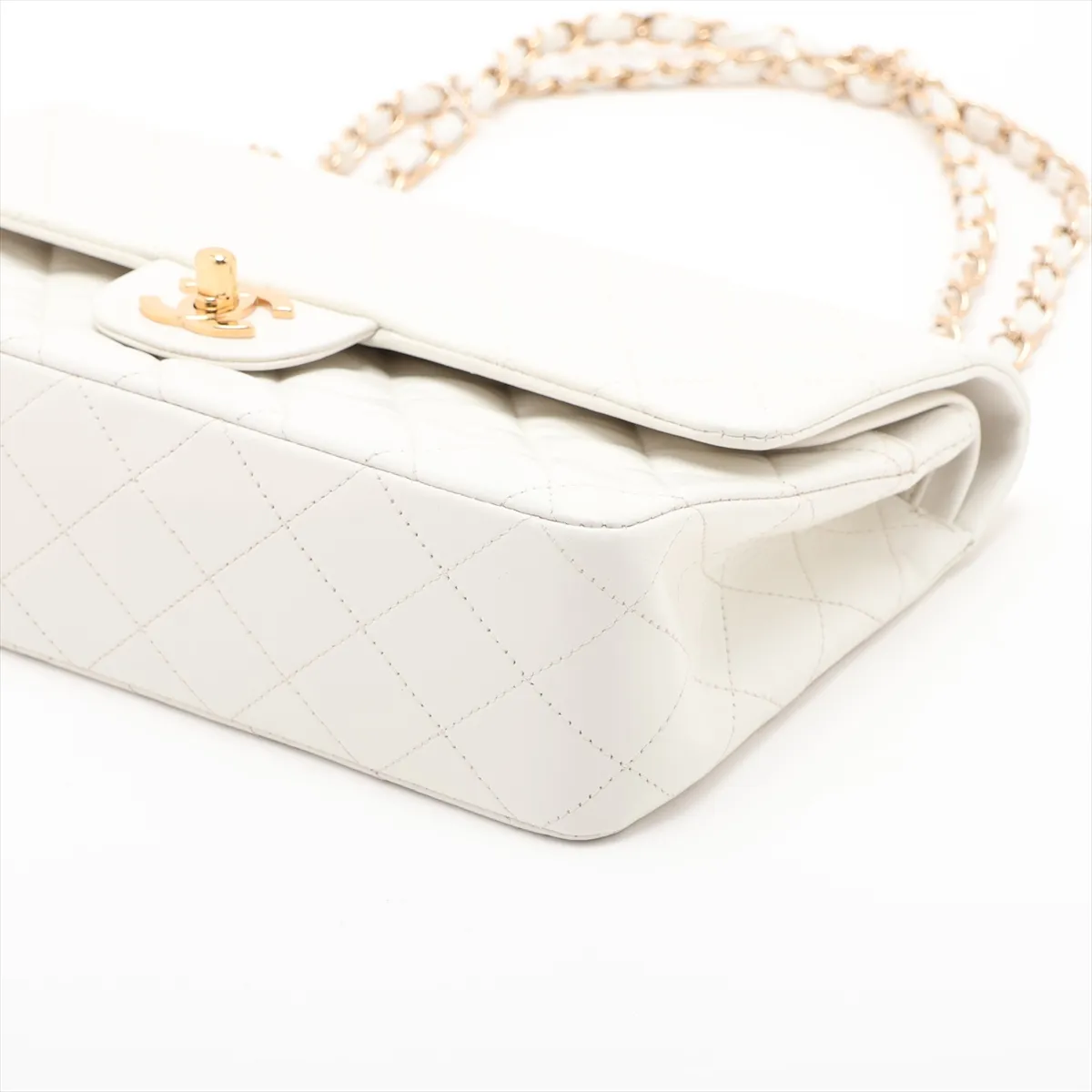 Matelassé 25 Lambskin Double Flap Double Chain Bag, White with Gold Hardware, 6292354, Series 6, A01112 — view 3