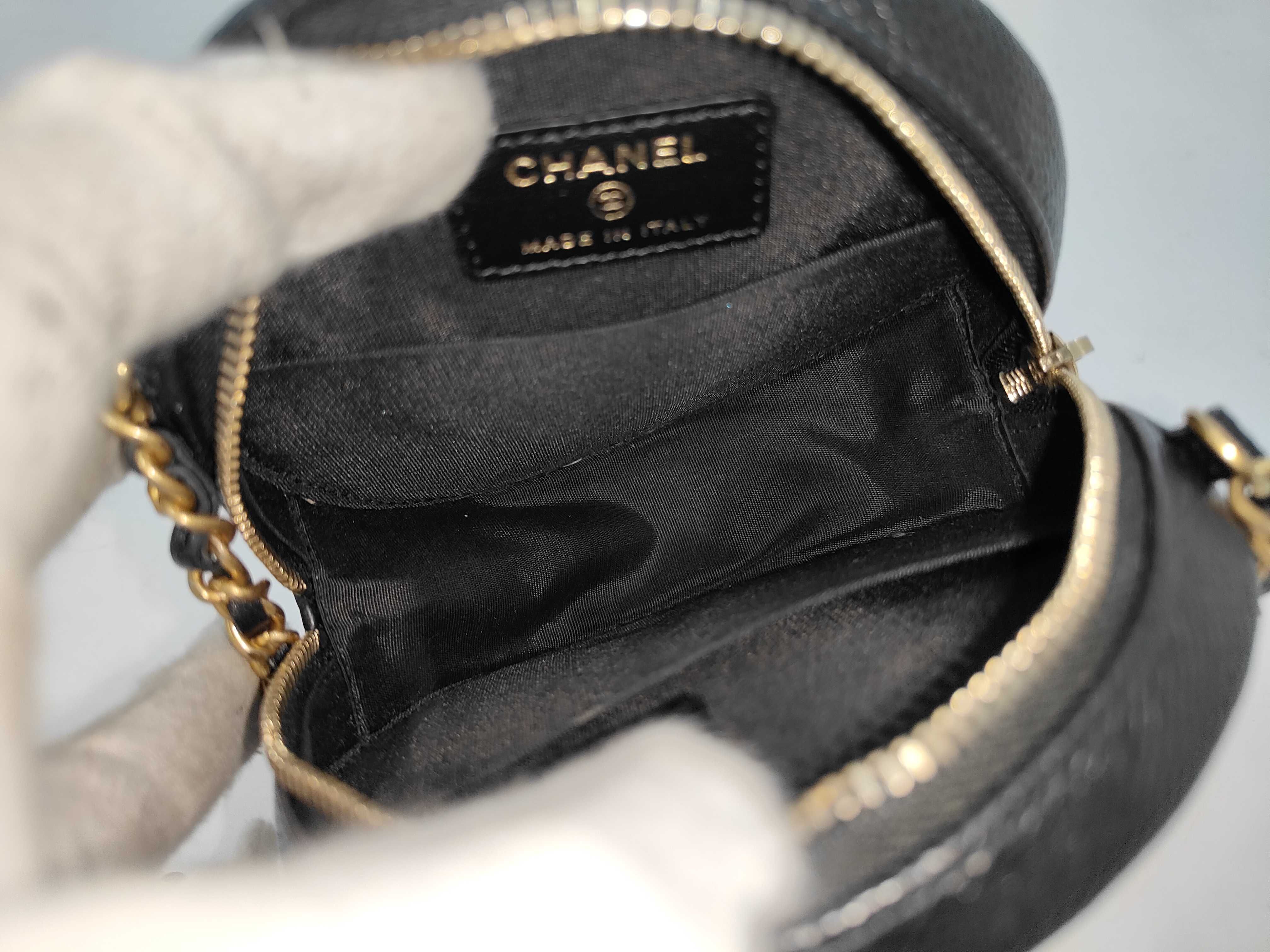Matelassé Chain Shoulder Bag — view 8