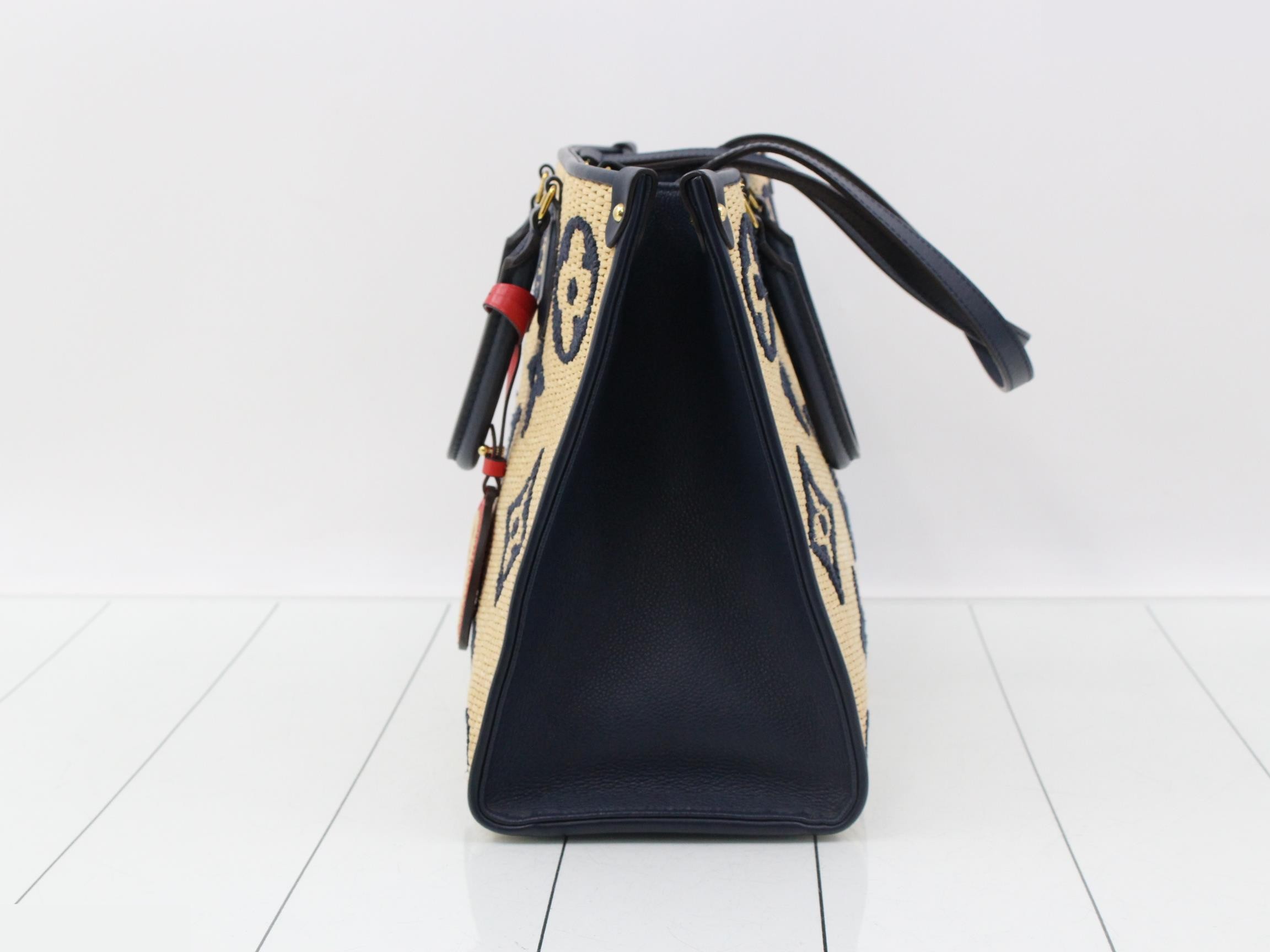 Monogram Raffia OnTheGo MM 2-Way Tote Bag — view 3