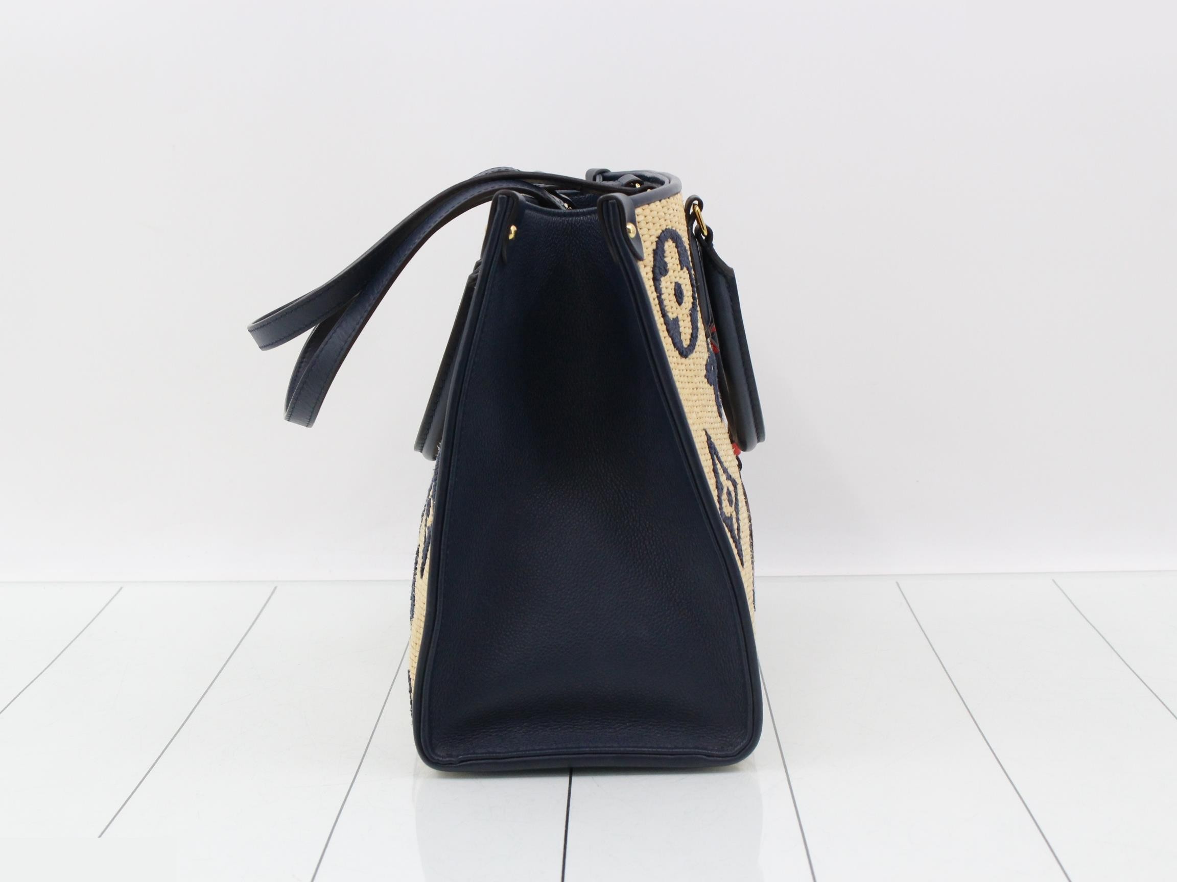 Monogram Raffia OnTheGo MM 2-Way Tote Bag — view 4