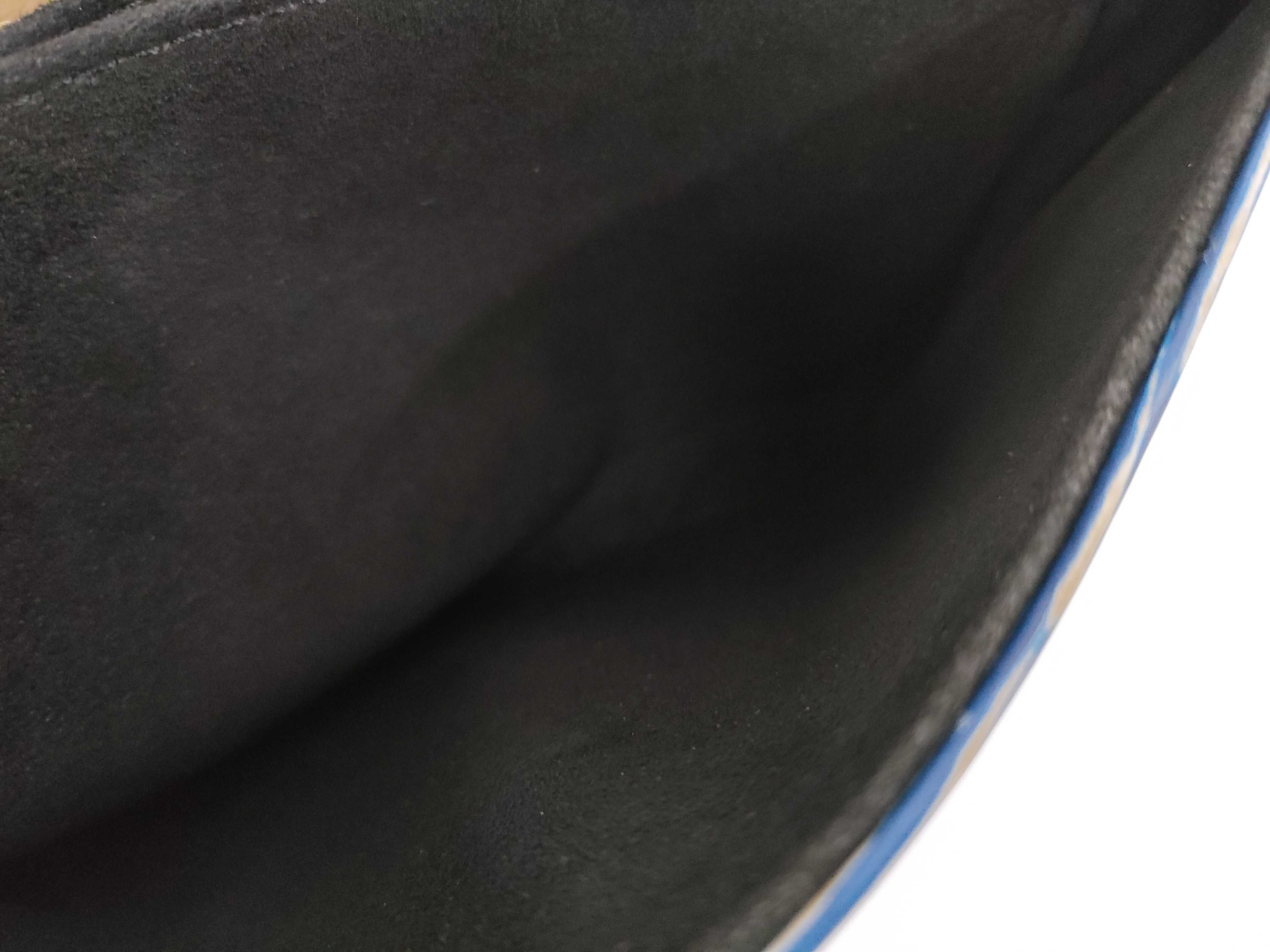 Epi Shoulder Bag Handbag — view 13