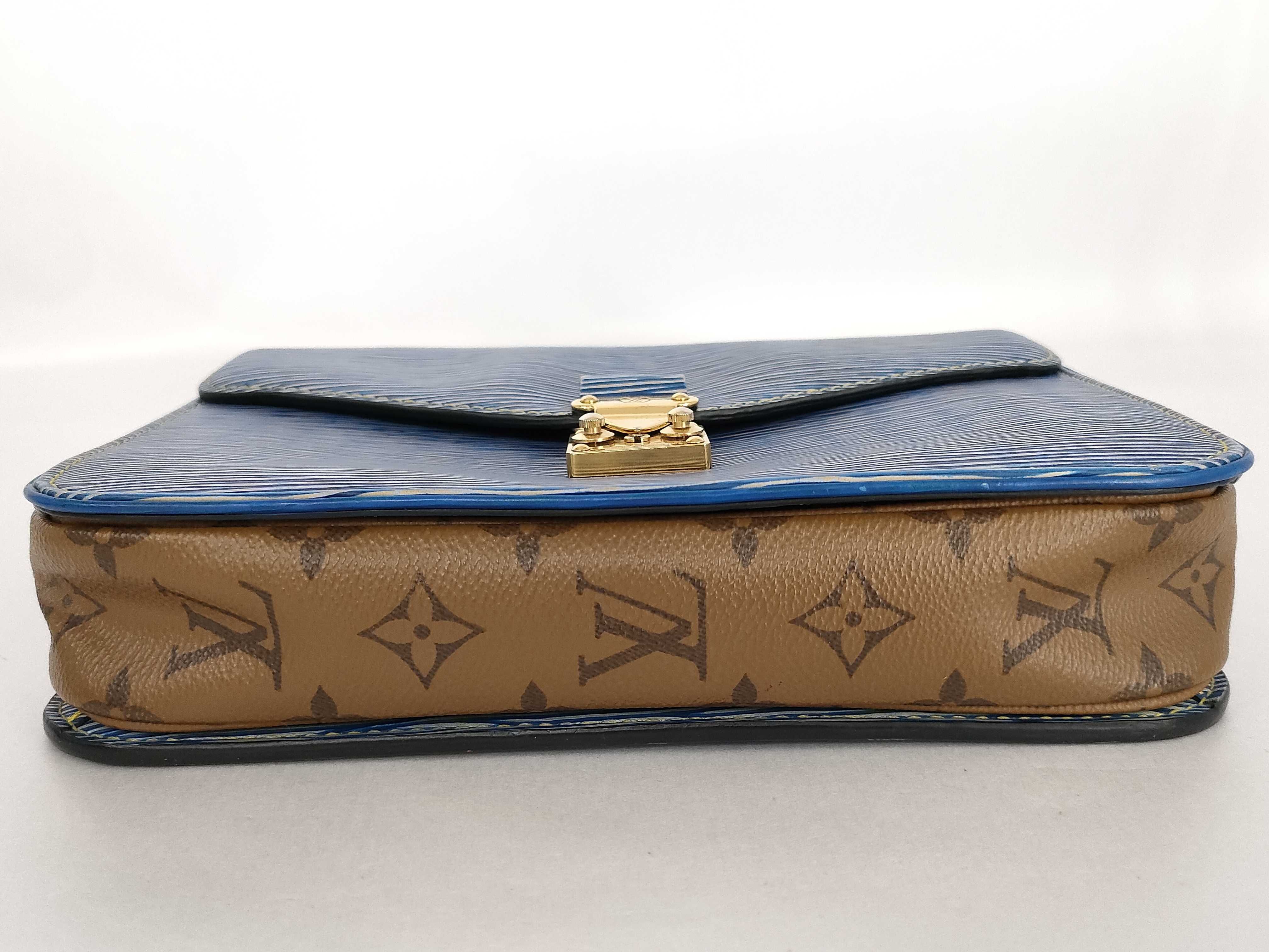 Epi Shoulder Bag Handbag — view 7