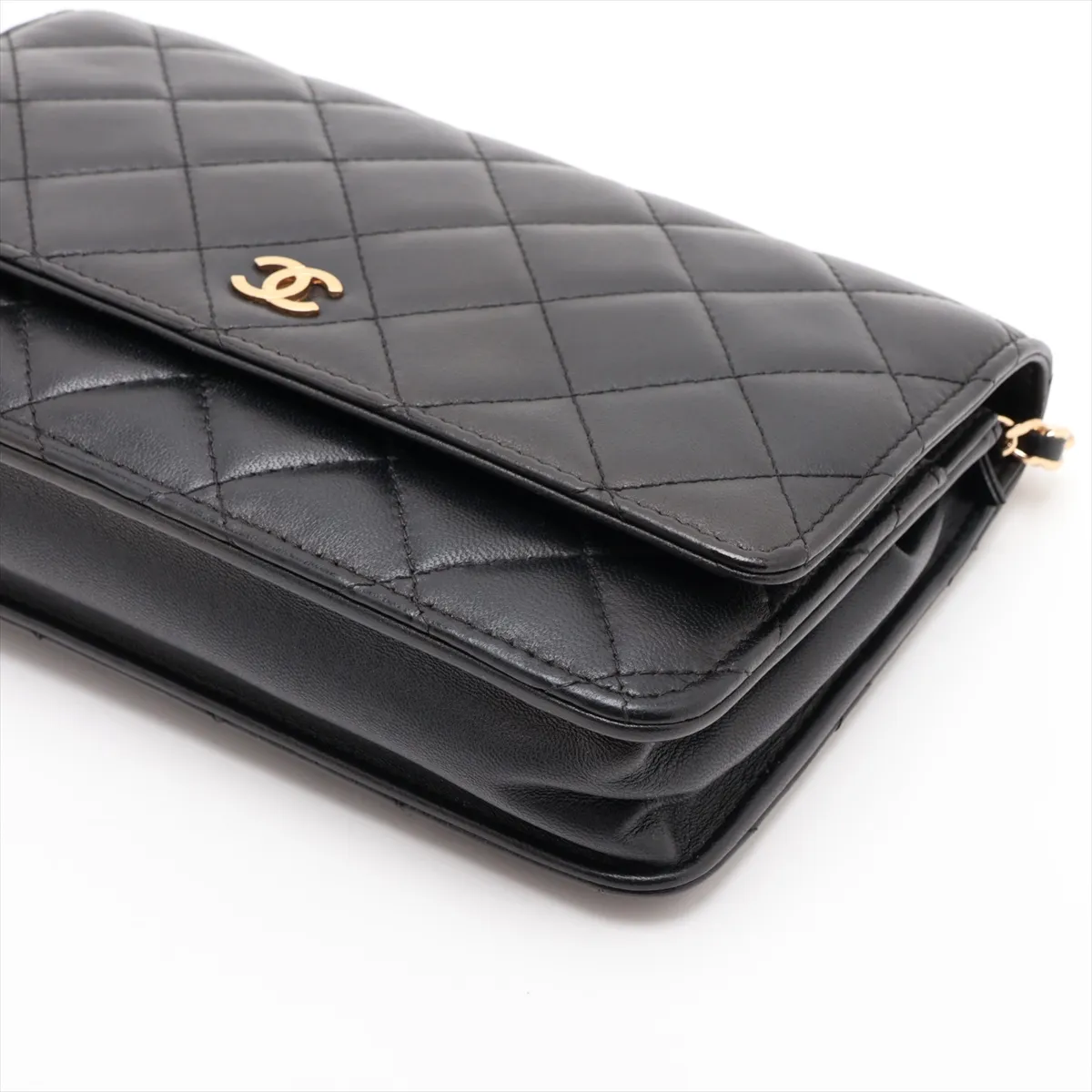Matelassé Lambskin Chain Wallet, Black with Gold Hardware, 25149715 (Serial Number in the 25s) — view 3