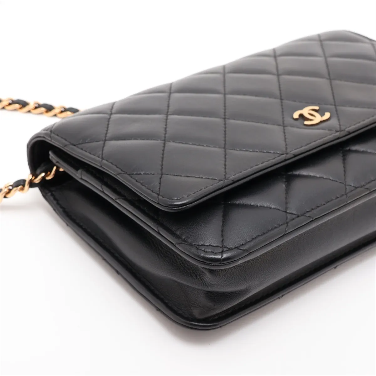 Matelassé Lambskin Chain Wallet, Black with Gold Hardware, 25149715 (Serial Number in the 25s) — view 4