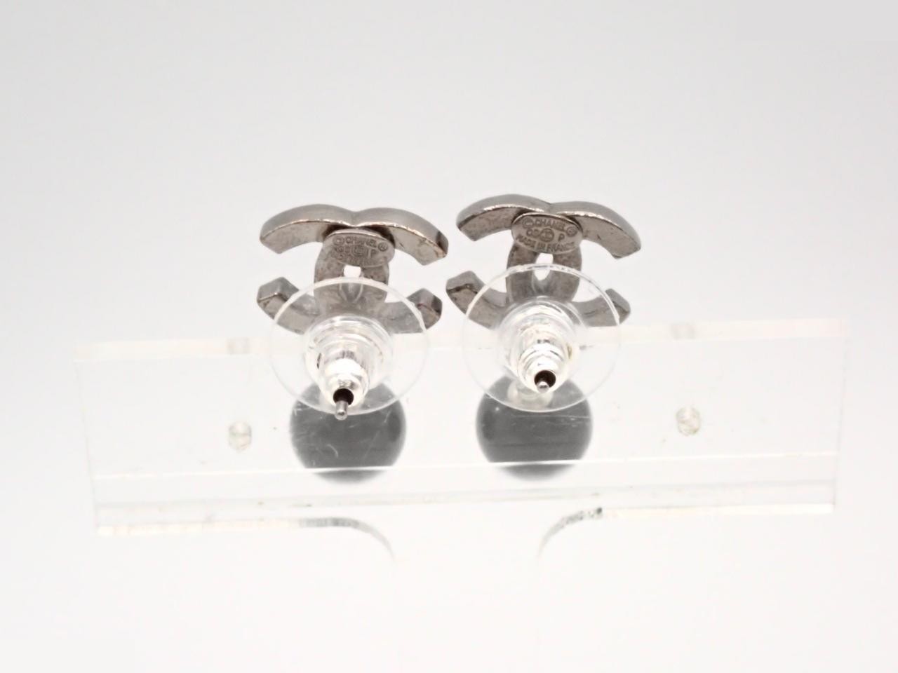 Earrings with Coco Mark logo — view 2