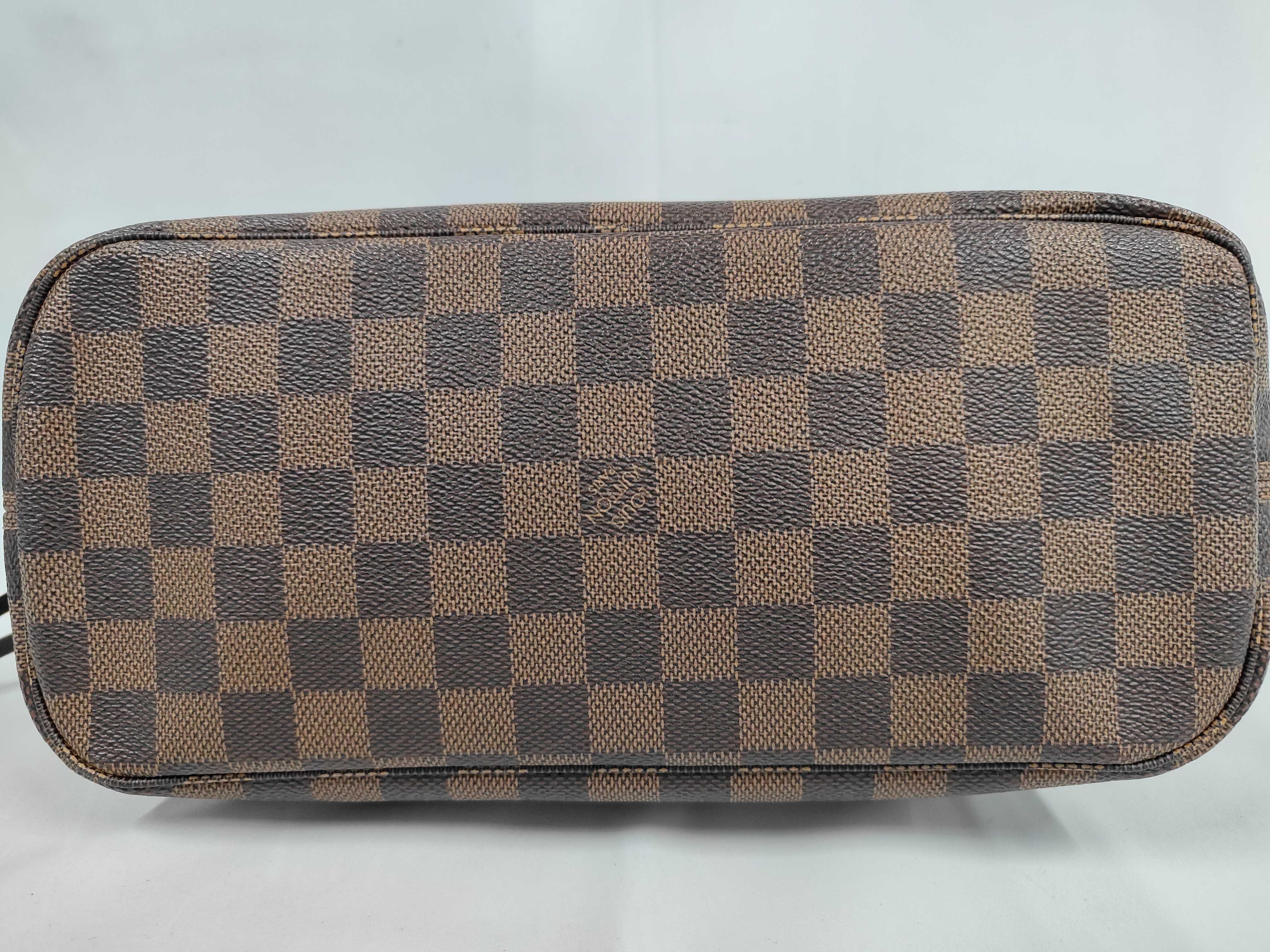 Damier Neverfull PM AR3186 Pouch Tote Bag — view 4