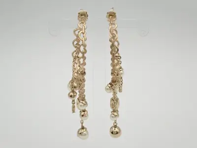Other lines: Precious metals, earrings, pearl hoops