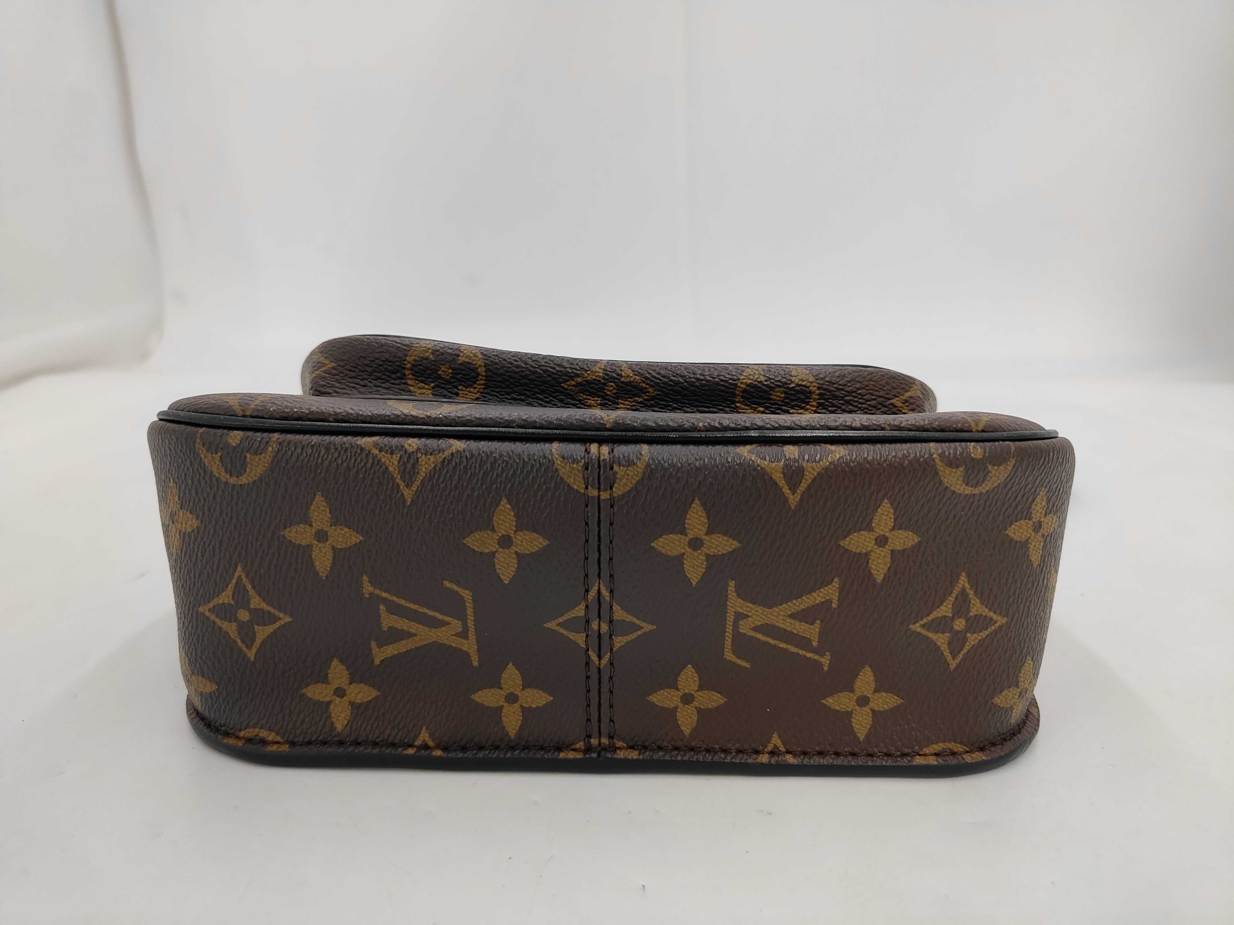 Monogram Louis Vuitton Passy Monogram M45592 Shoulder Bag — view 4