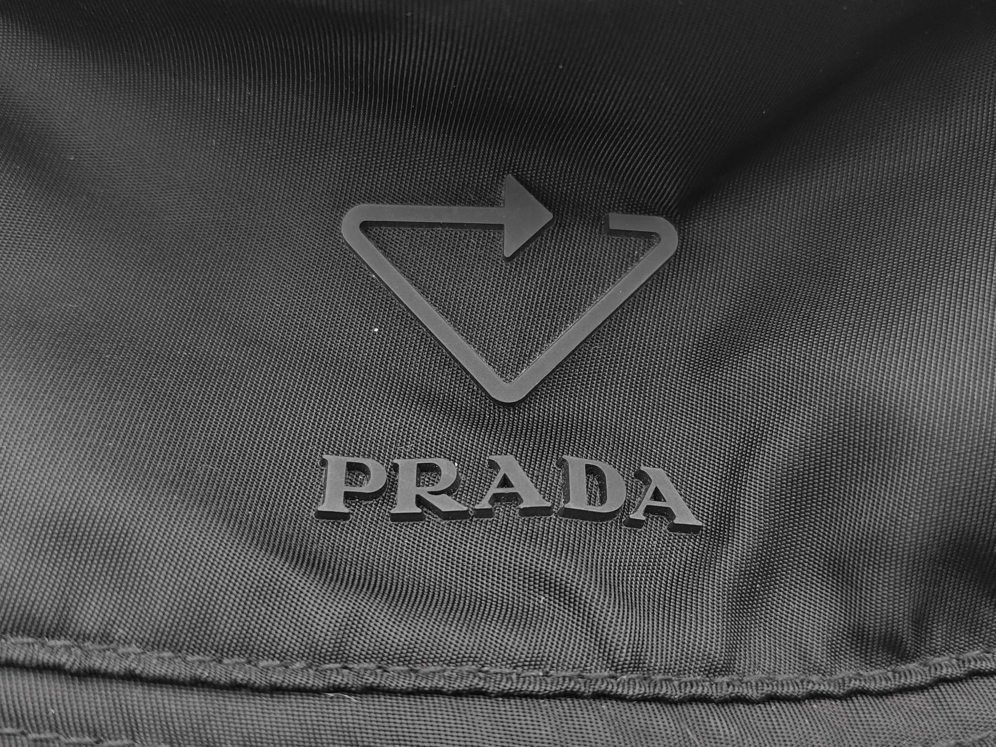 hats and other accessories — view 11