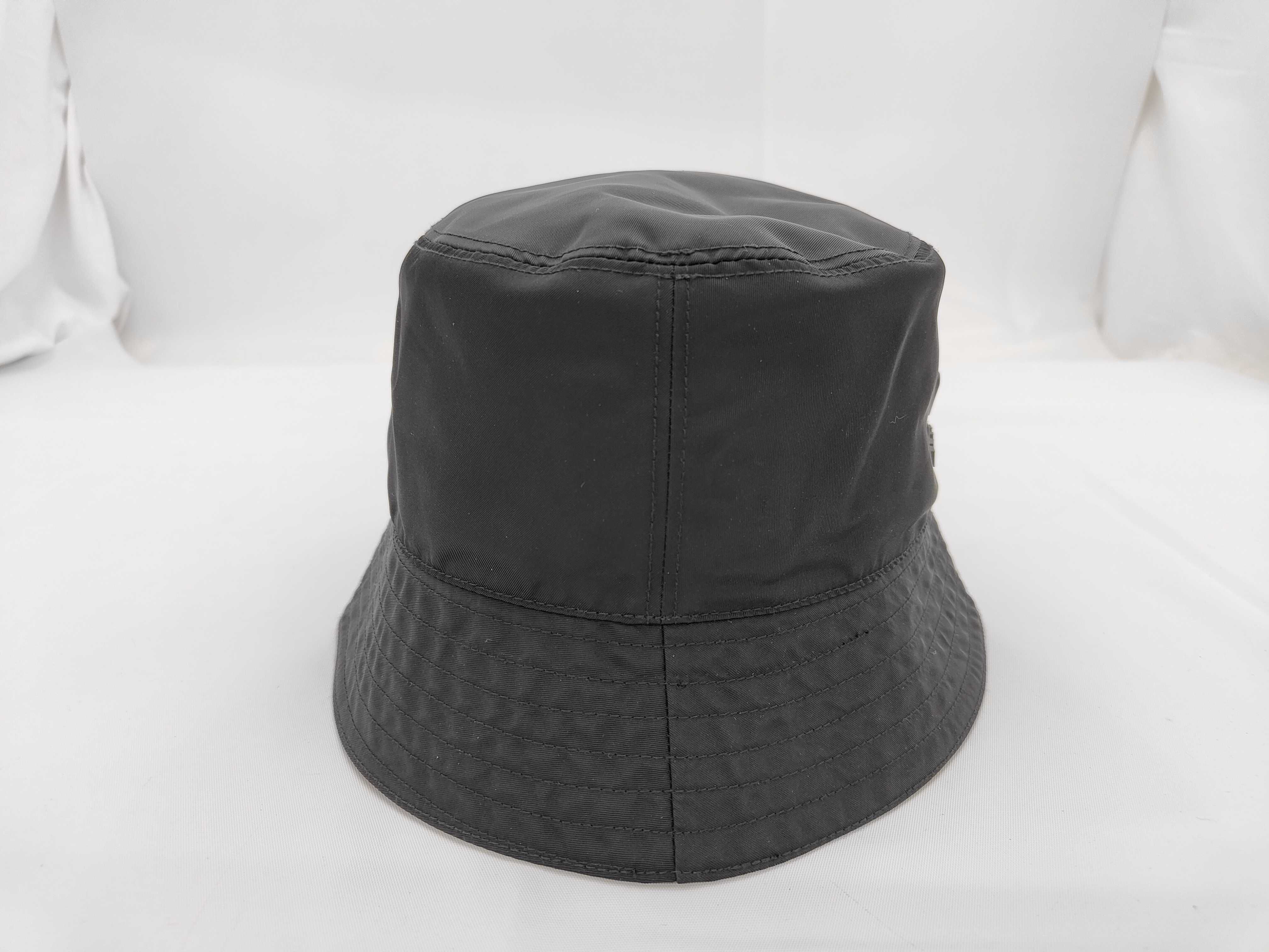 hats and other accessories — view 3