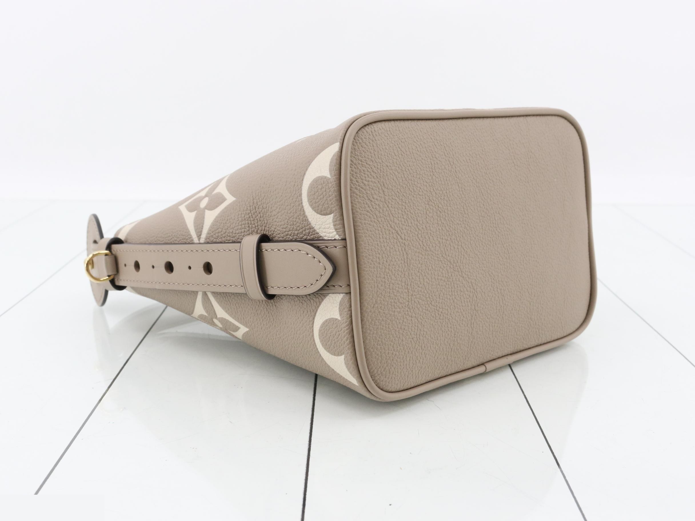 All-in-one BB, unused, stored item, original price ¥460,900 — view 5