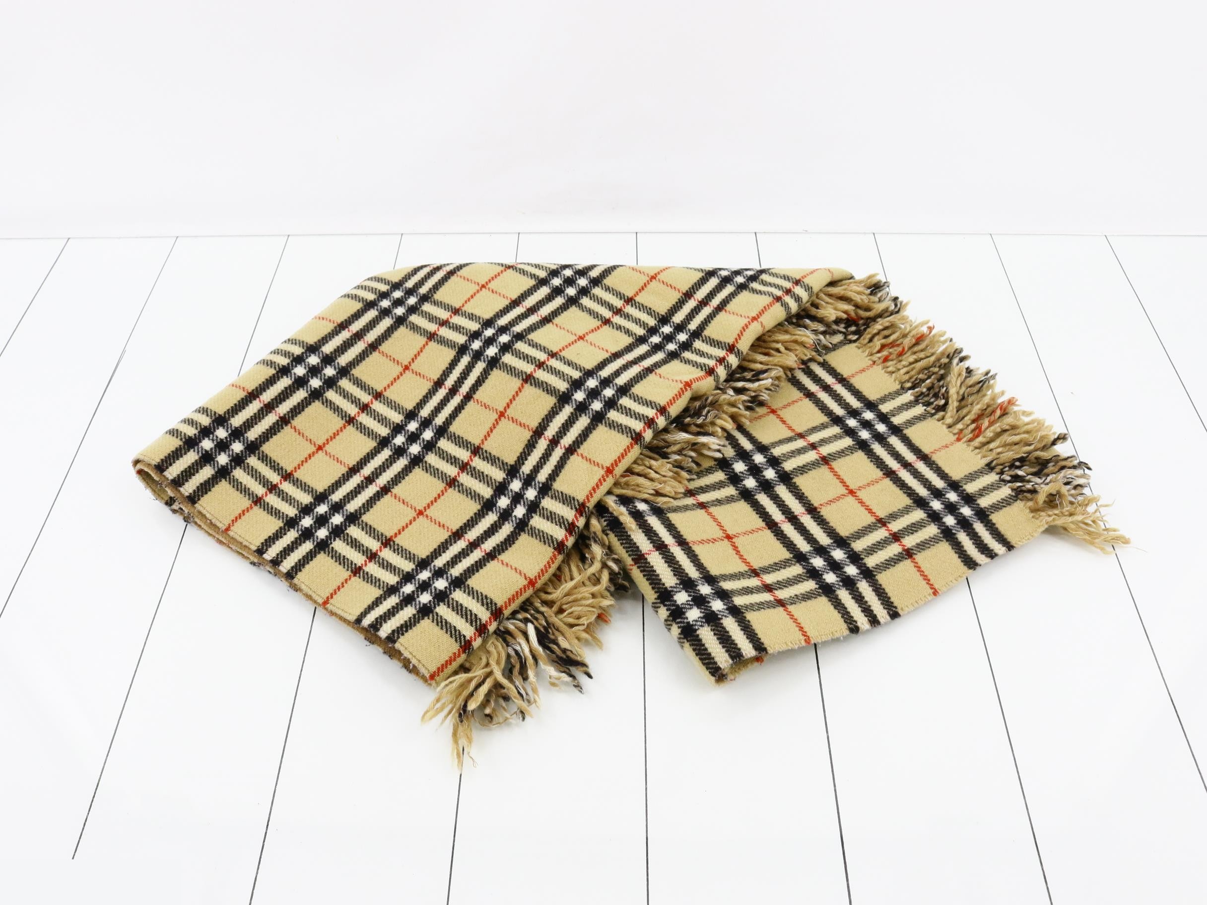 Nova Check Scarf, 100% Wool — view 3