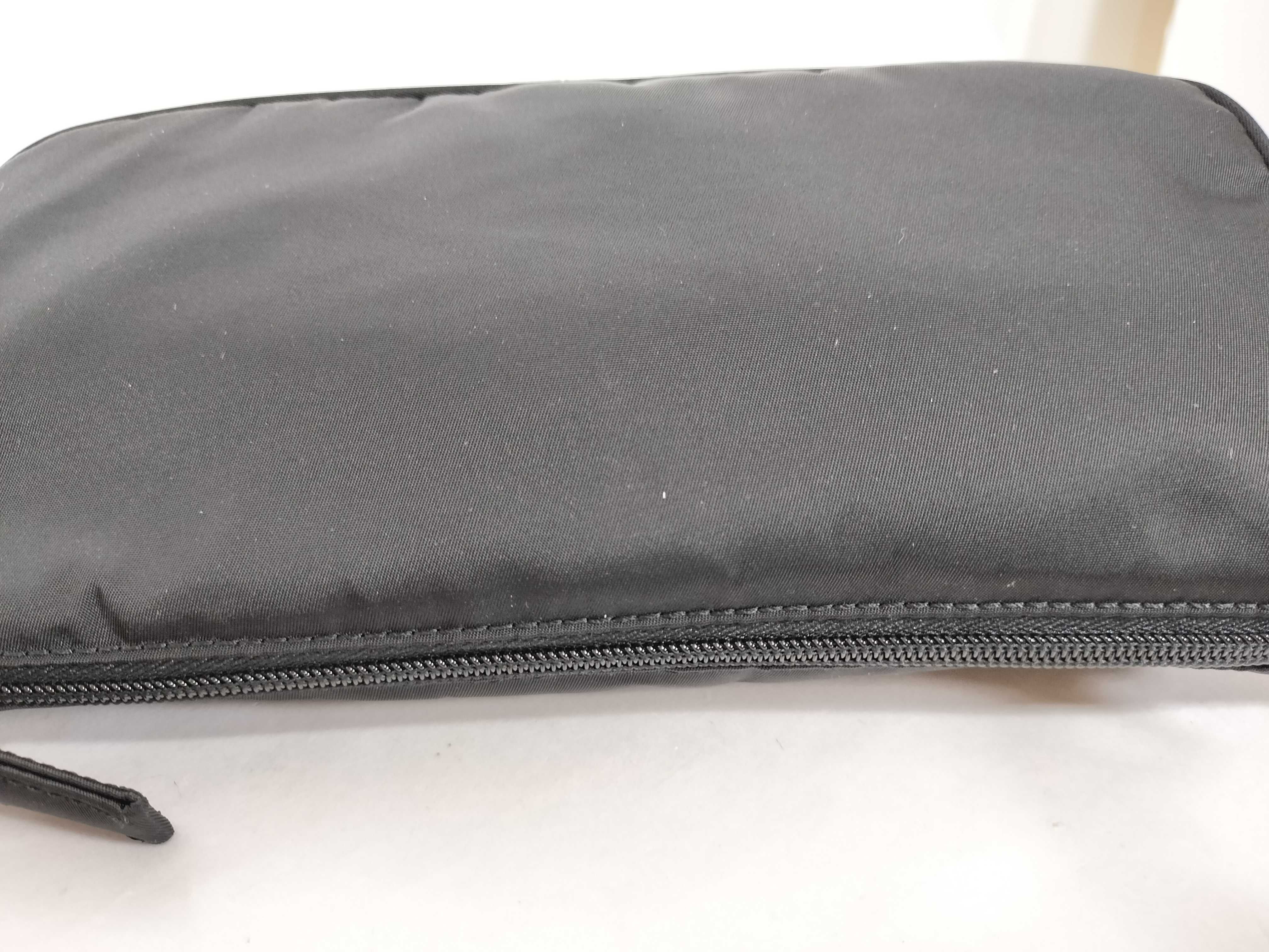 nylon one-shoulder bag, no tears. — view 9