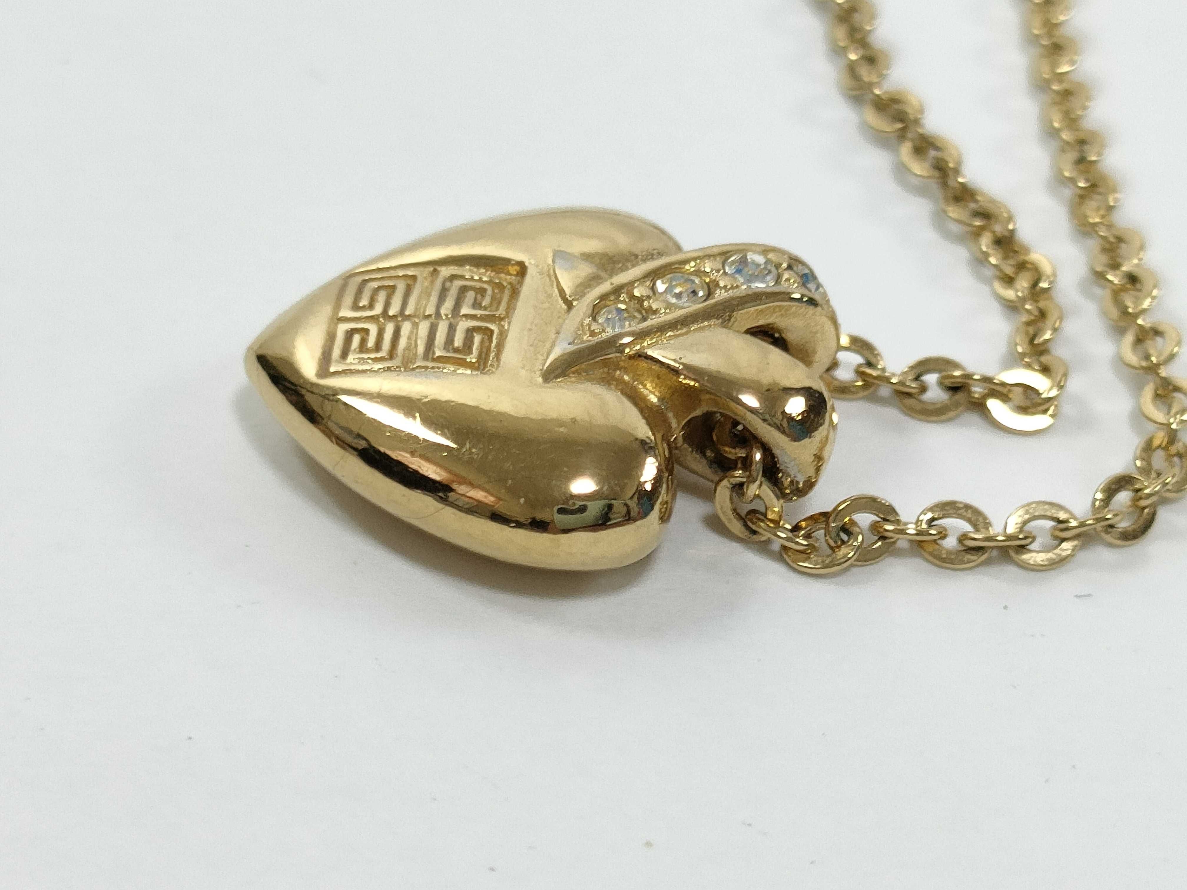 Necklace — view 3