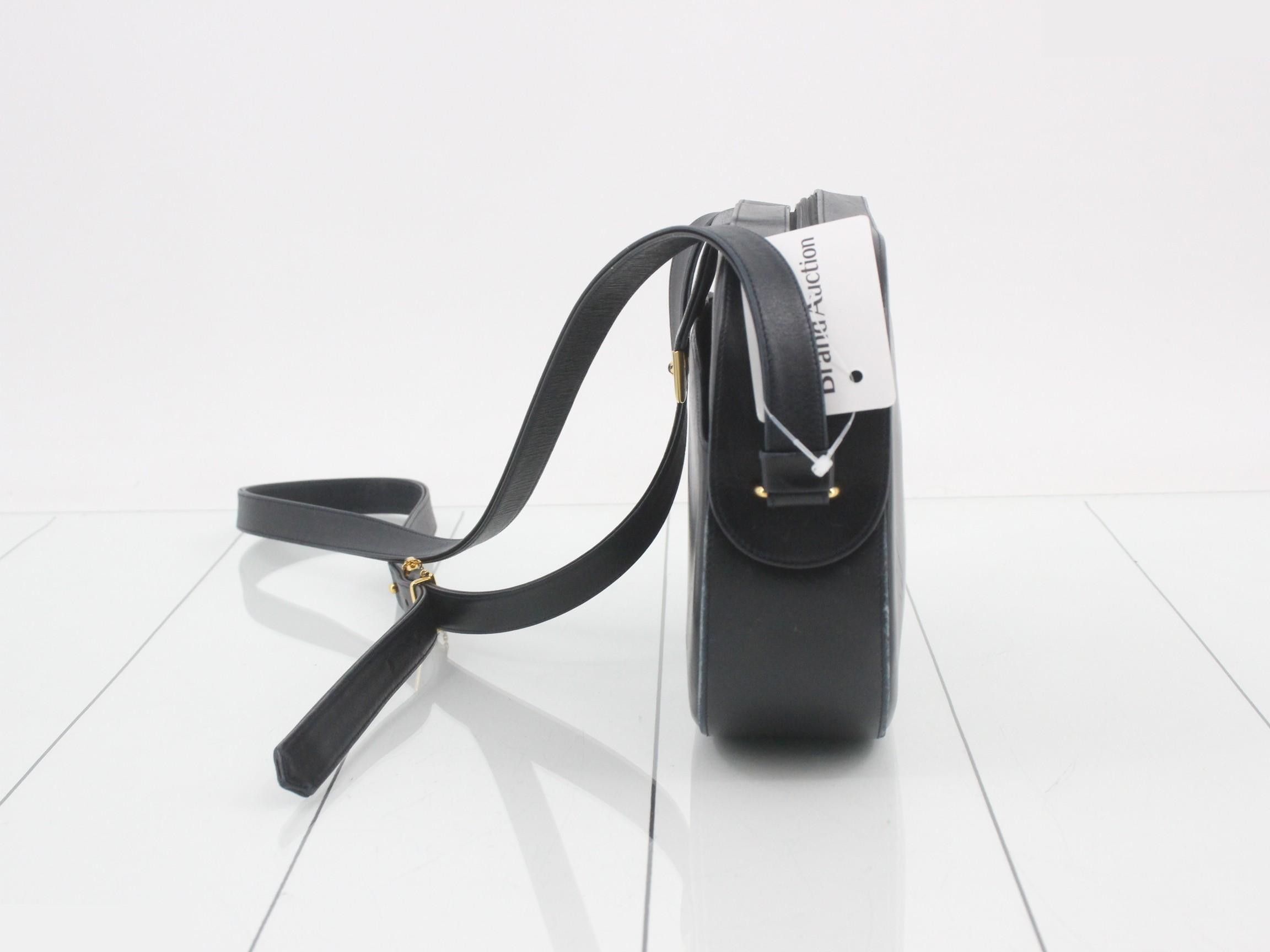 Sapphire Line Shoulder Bag — view 3