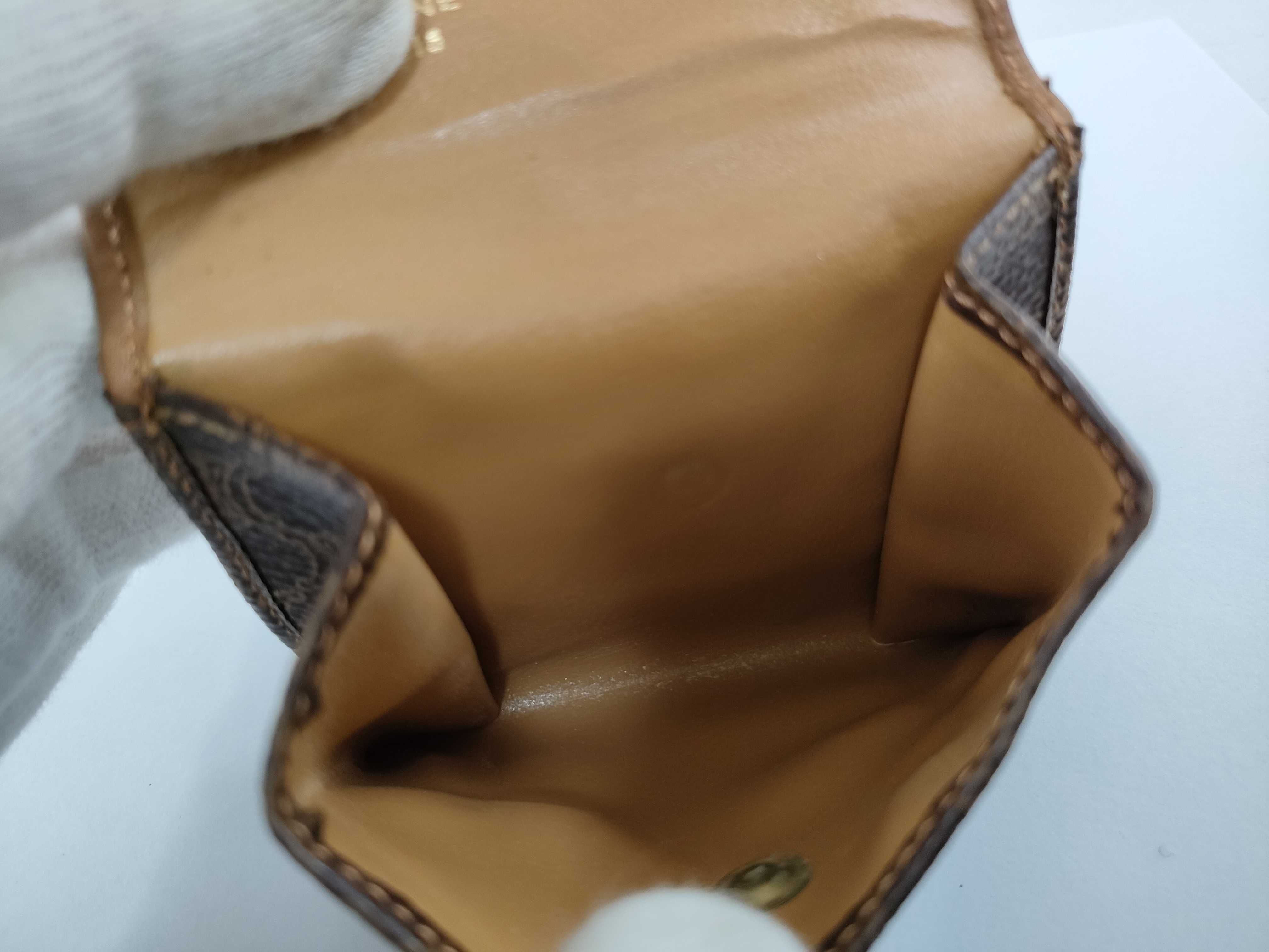 Coin Case — view 6