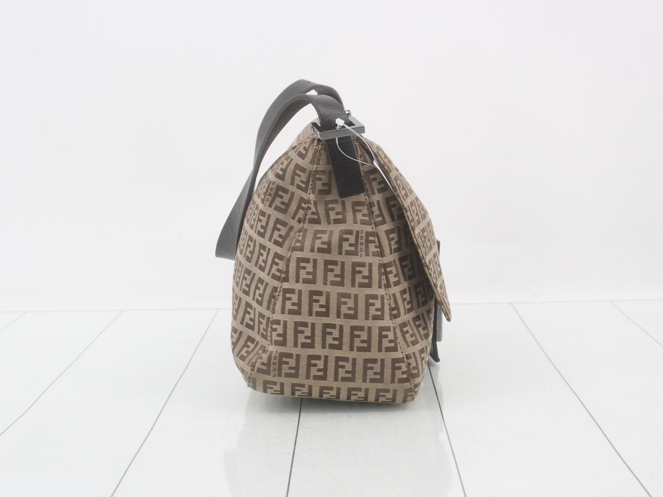 ZUCCA Mamma Bucket Shoulder Bag — view 4