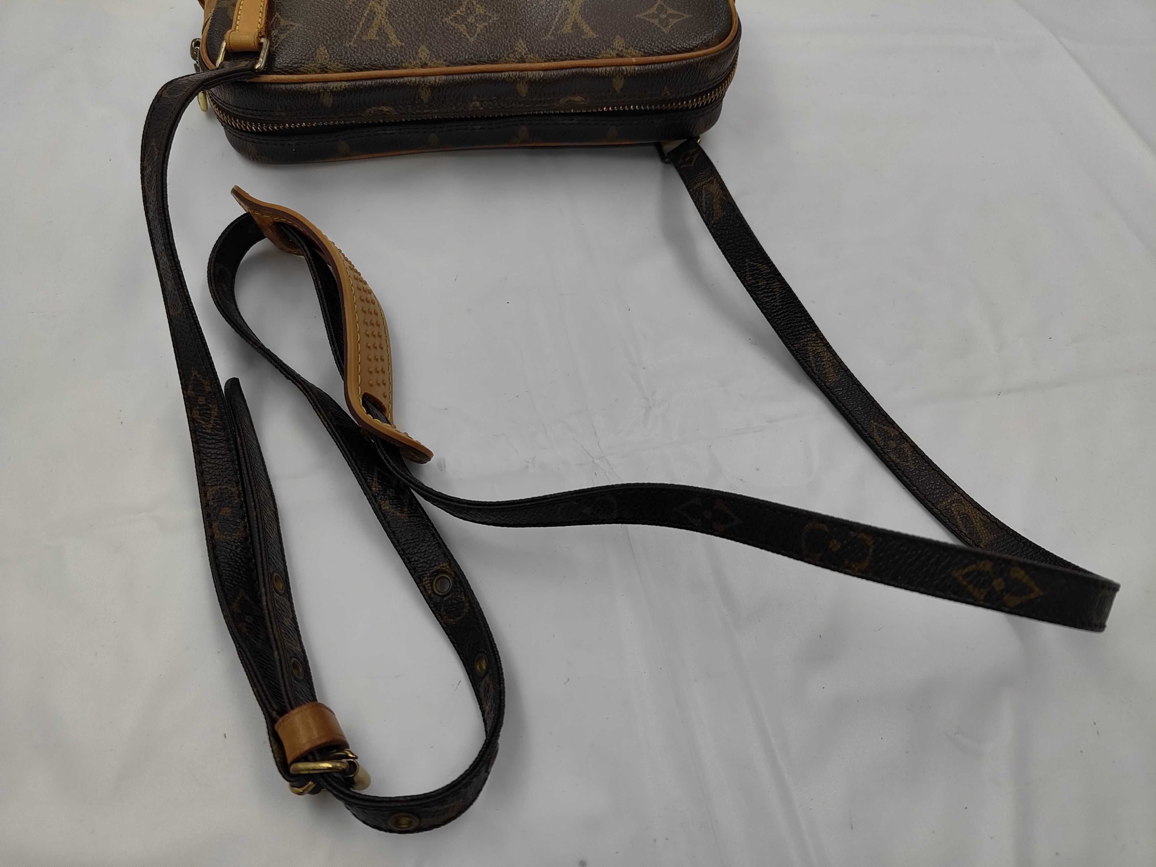 Lv Pochette M51828 Monogram Shoulder Bag — view 3