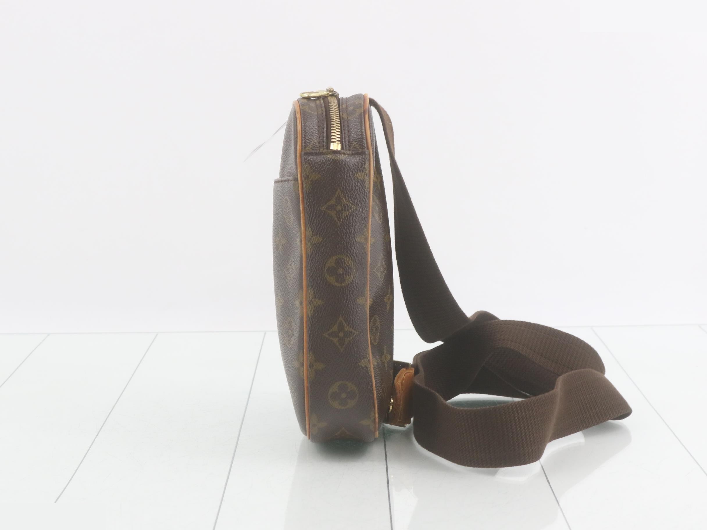 Pochette Gange — view 3